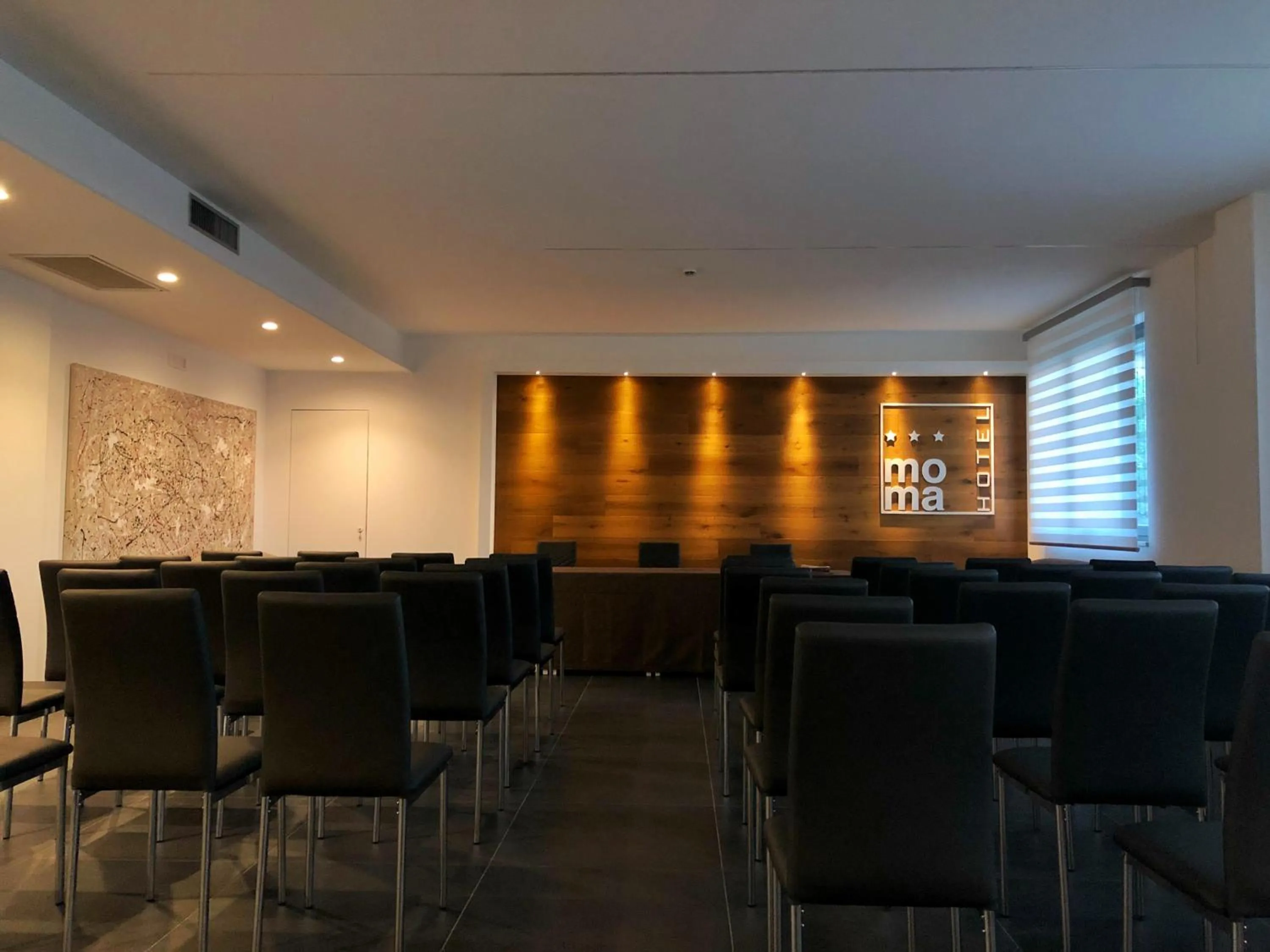 Meeting/conference room in Moma Hotel Wellness & Spa