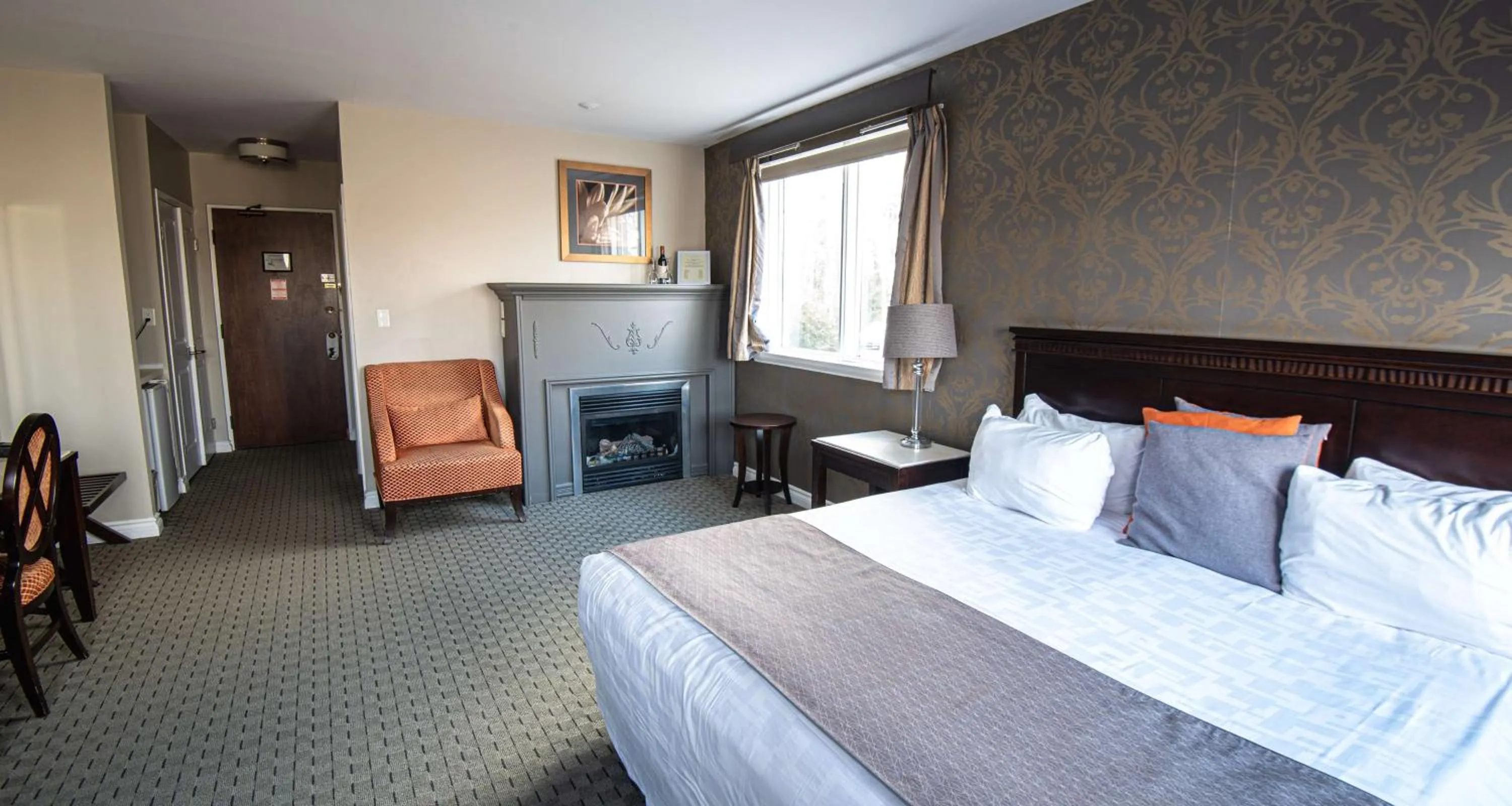 Bedroom, Bed in Elm Hurst Inn & Spa