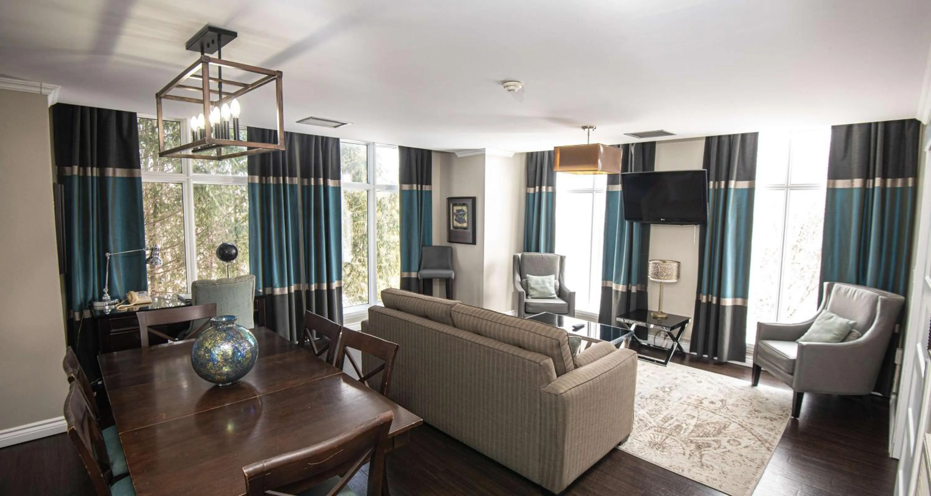 Bedroom in Elm Hurst Inn & Spa