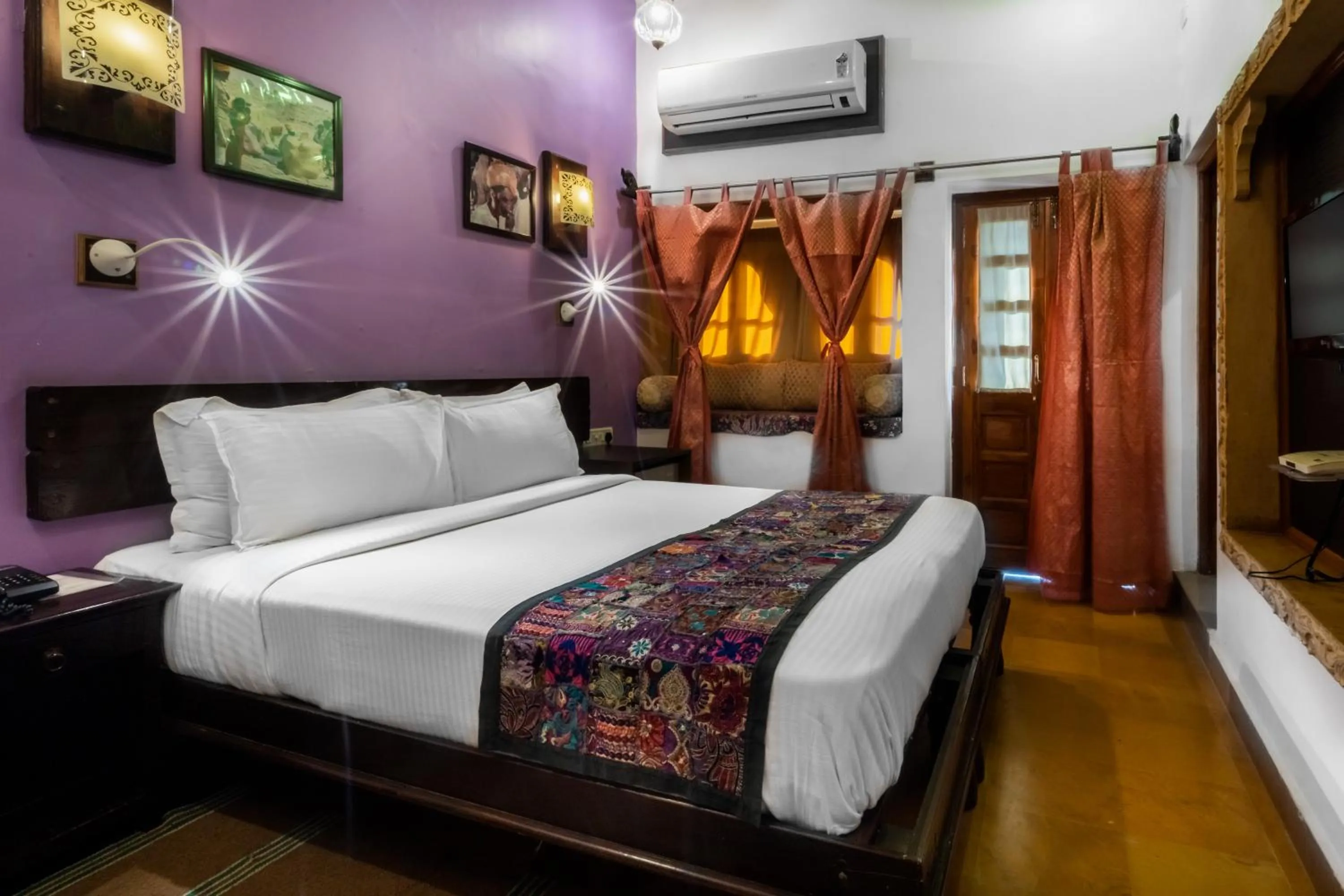 Bedroom, Bed in Hotel Fifu