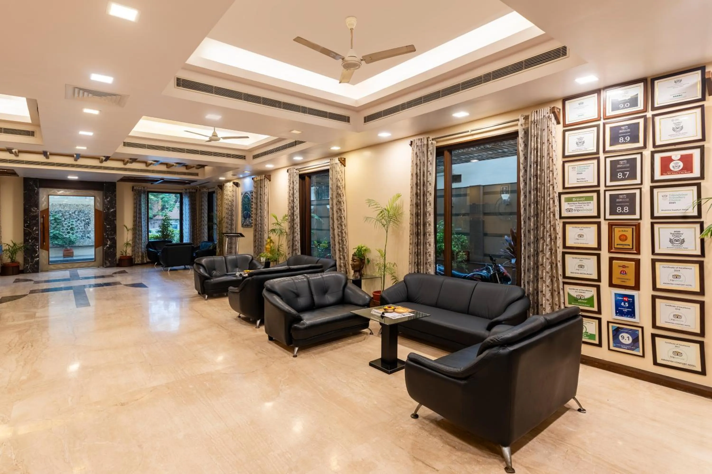 Lobby or reception in Amantra Comfort Hotel