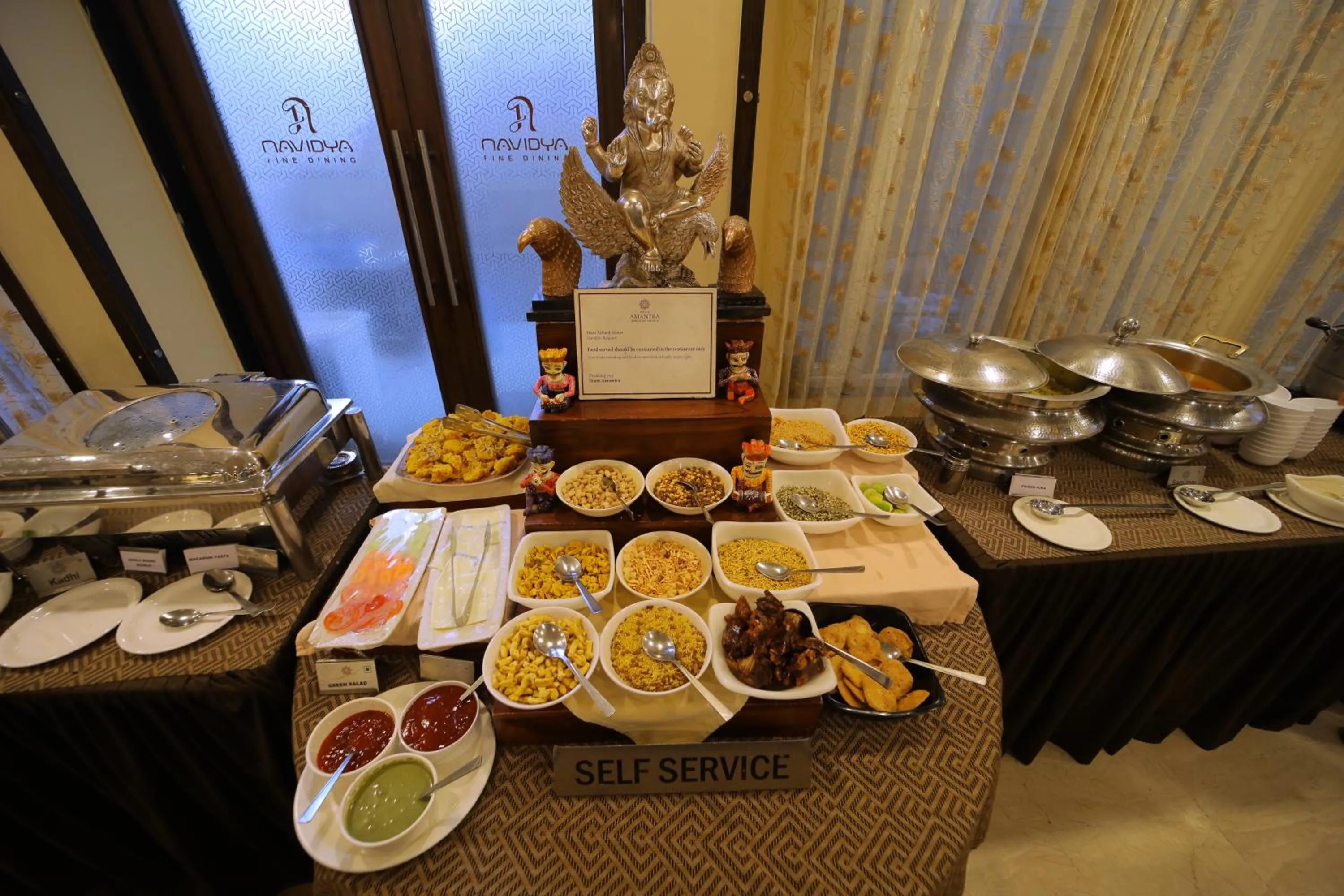 Breakfast in Amantra Comfort Hotel