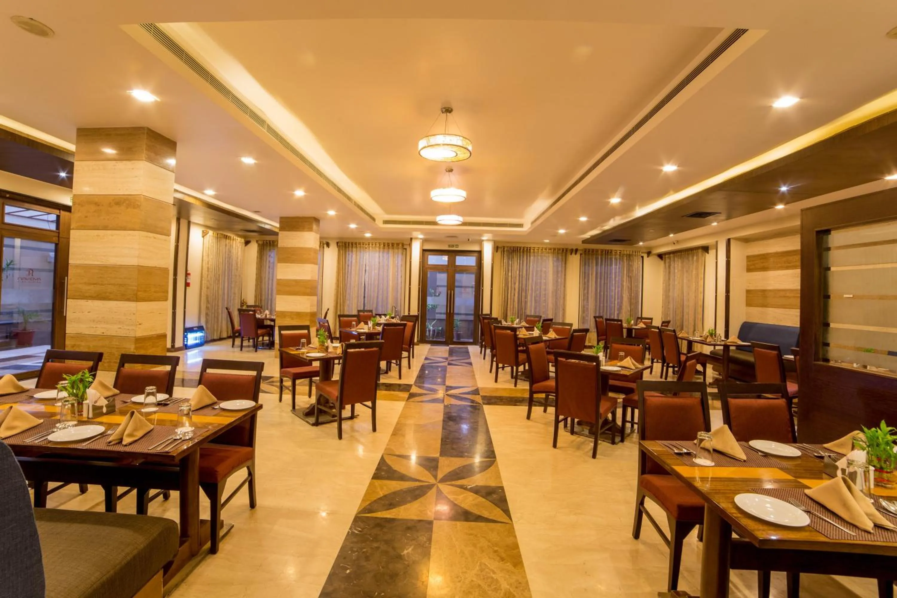 Restaurant/places to eat in Amantra Comfort Hotel