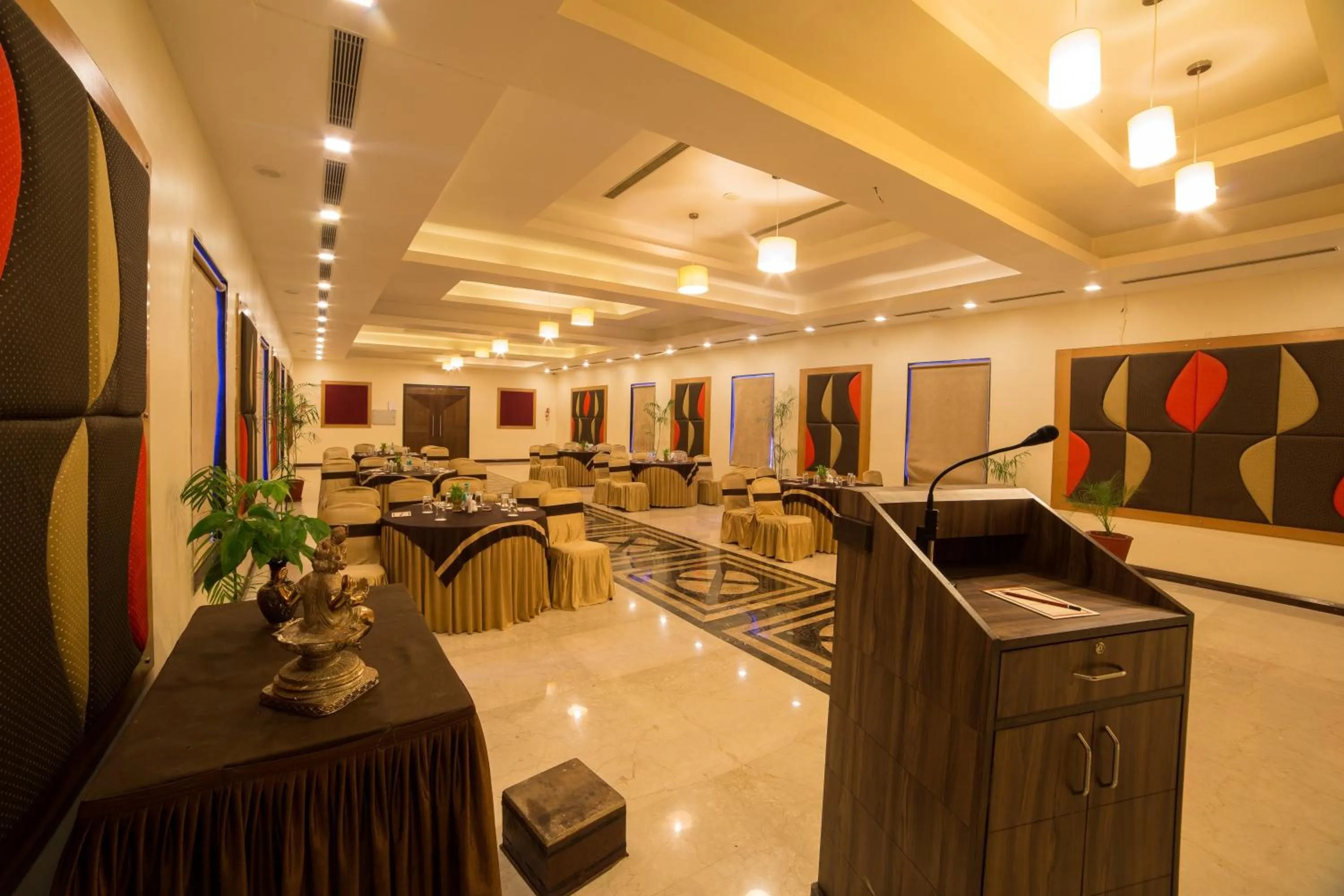 Meeting/conference room in Amantra Comfort Hotel