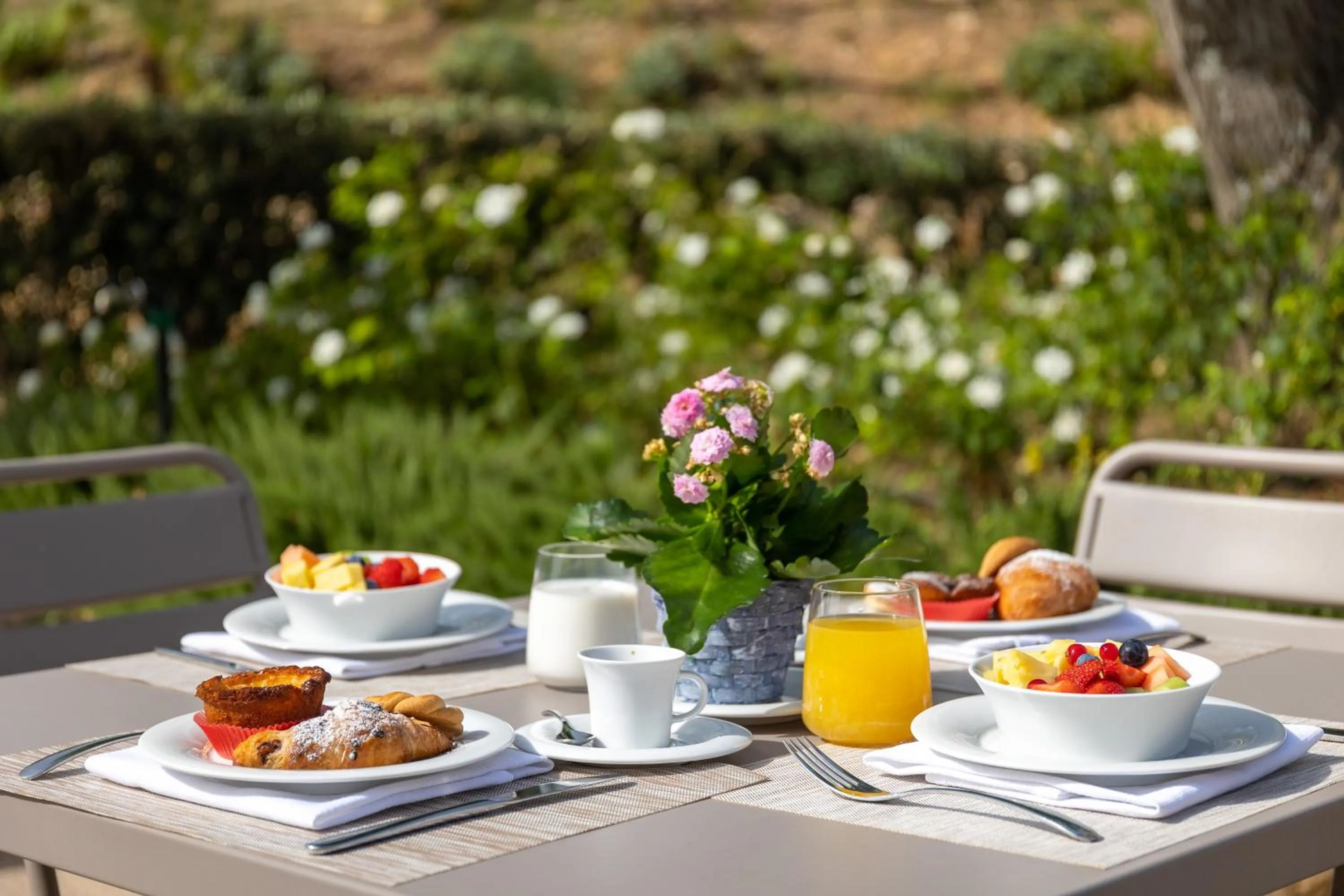 Food and drinks in Borgo d'Orlando - Small Country Hotel