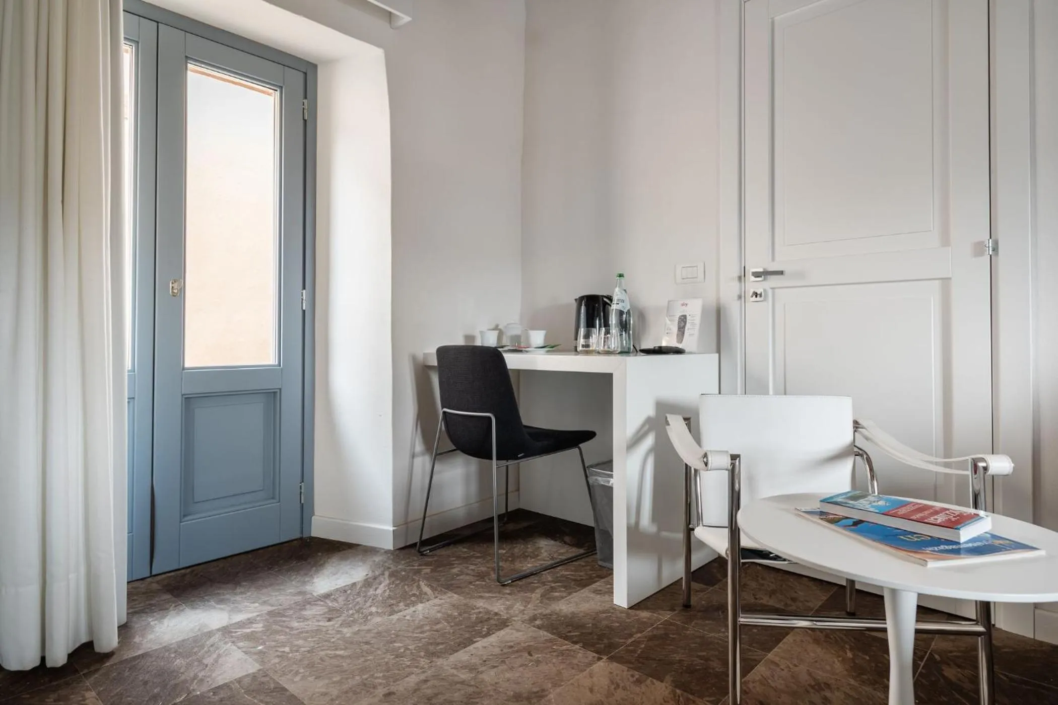 Decorative detail in Borgo d'Orlando - Small Country Hotel