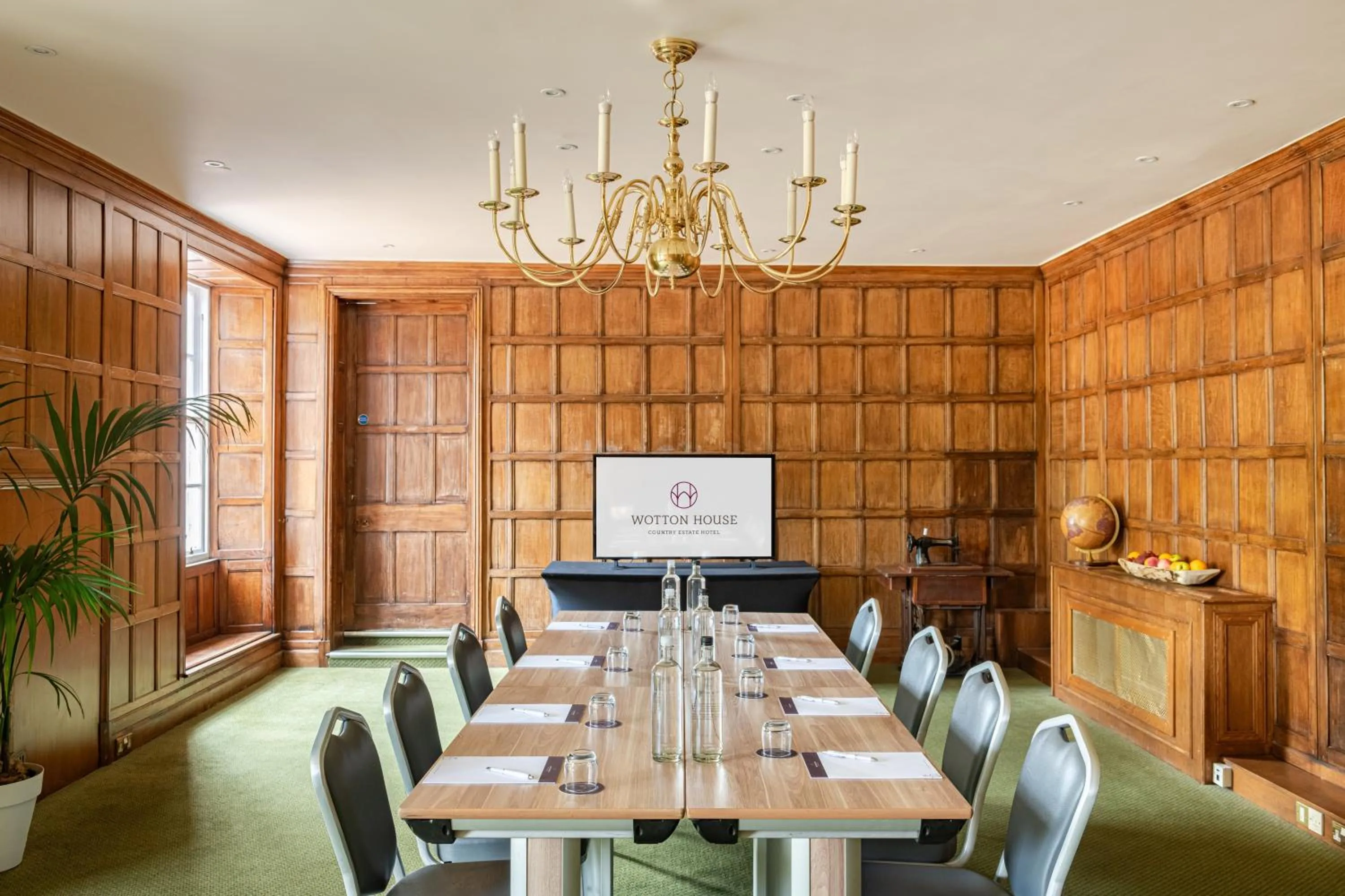 Meeting/conference room in Wotton House