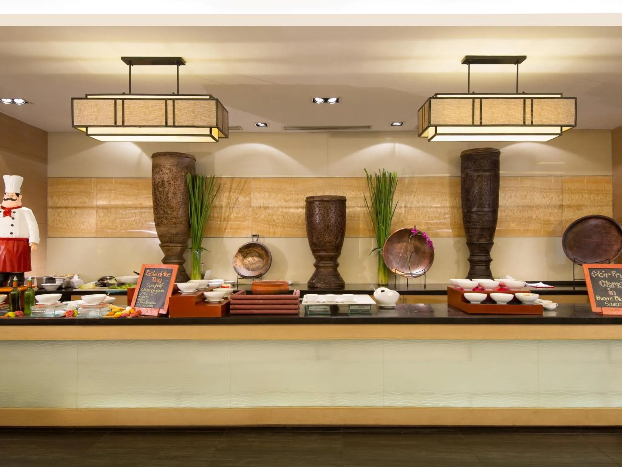 Lounge or bar in Quest Hotel & Conference Center Cebu