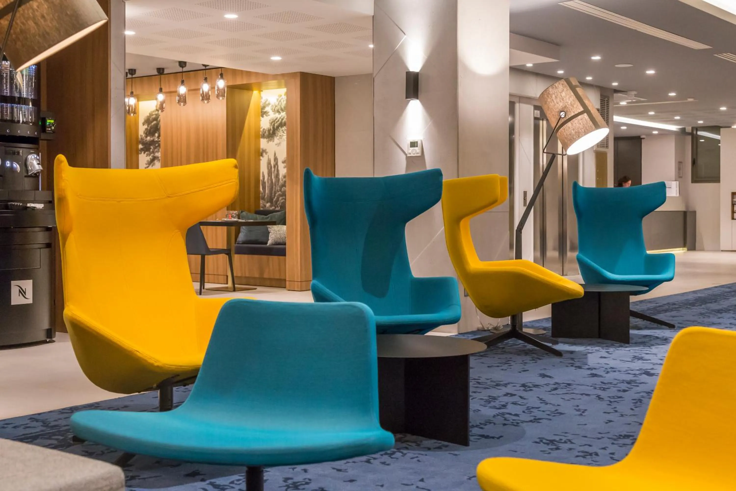 Lobby or reception in Nemea Appart Hotel Cannes Palais