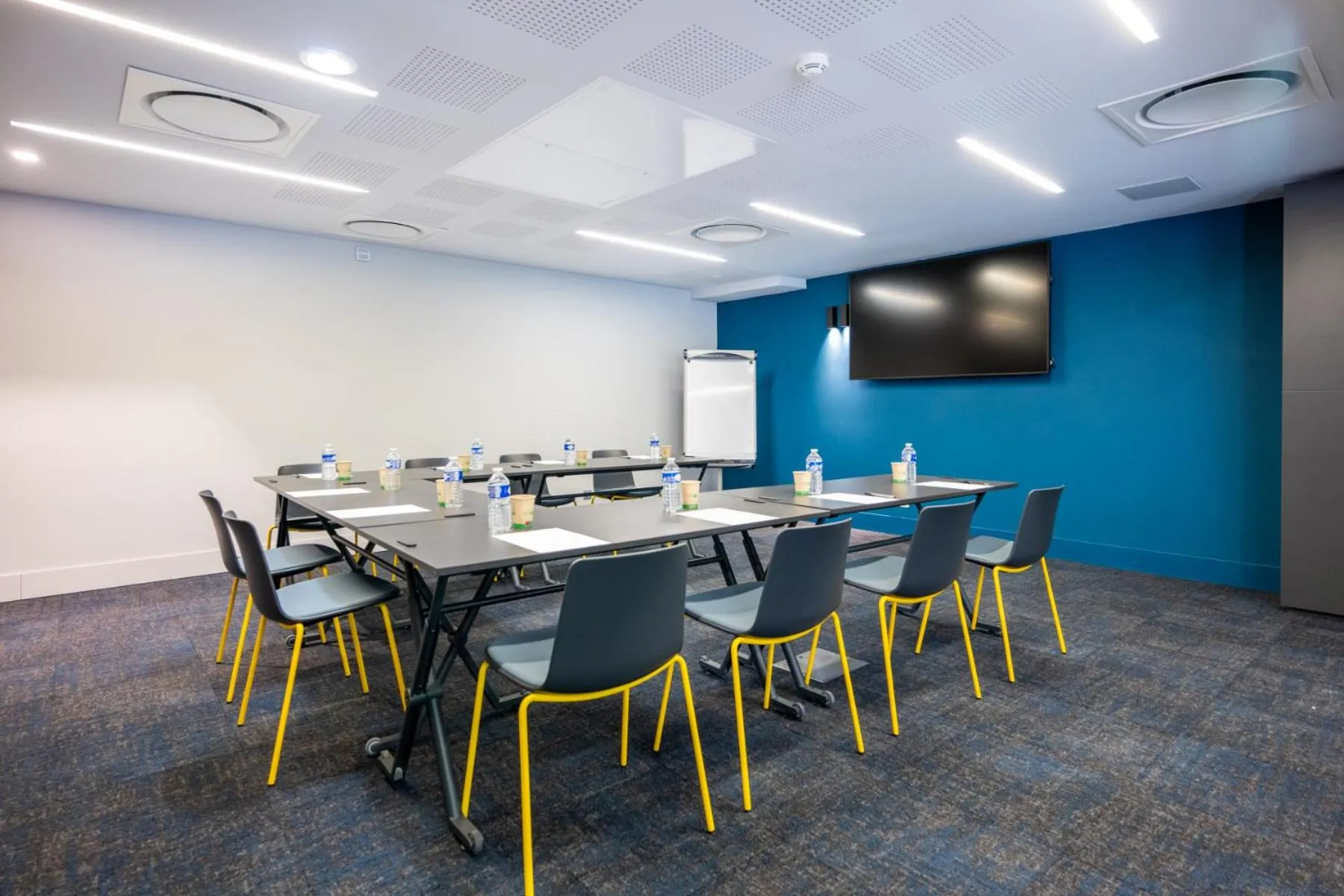 Meeting/conference room in Nemea Appart Hotel Cannes Palais