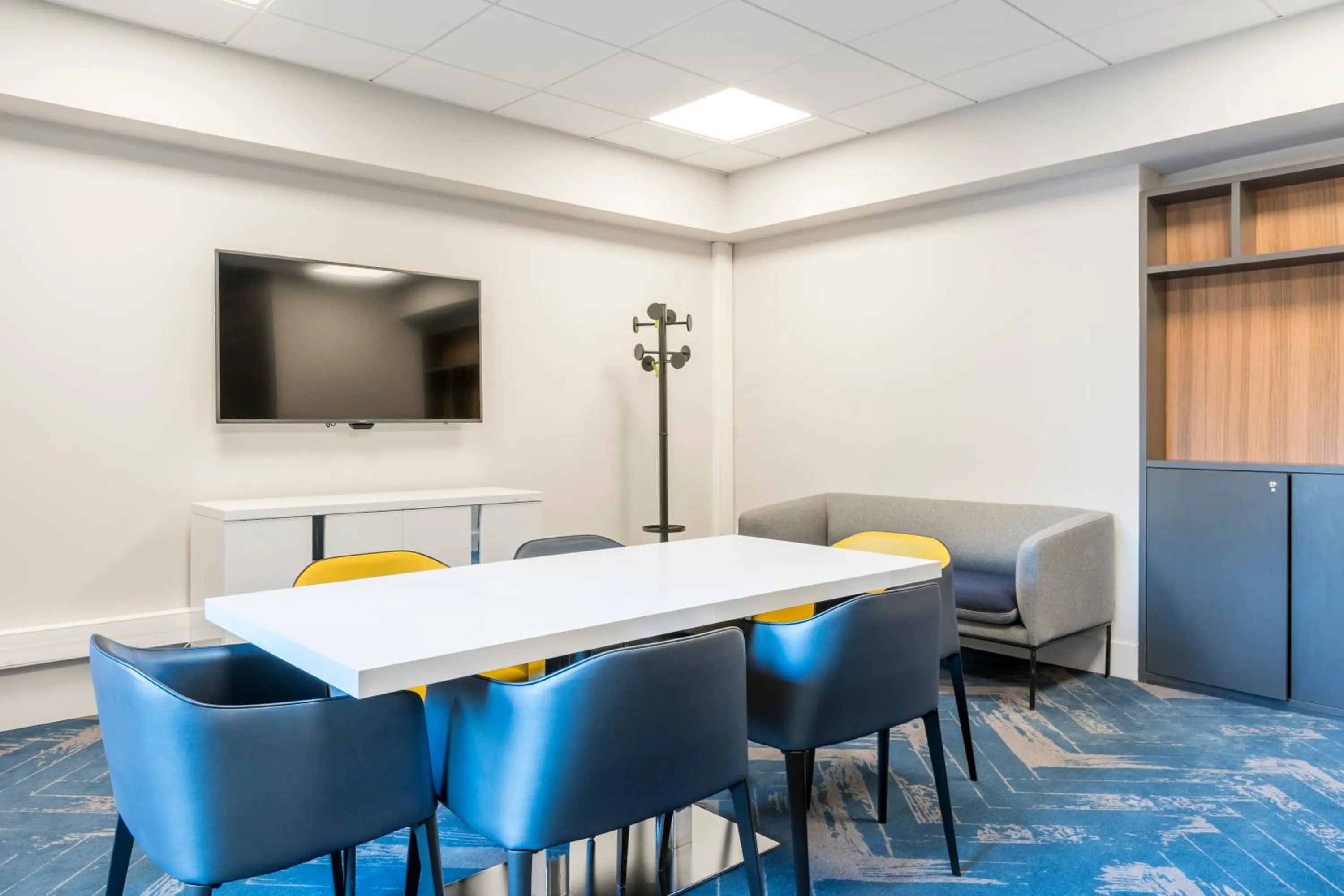 Business facilities in Nemea Appart Hotel Cannes Palais