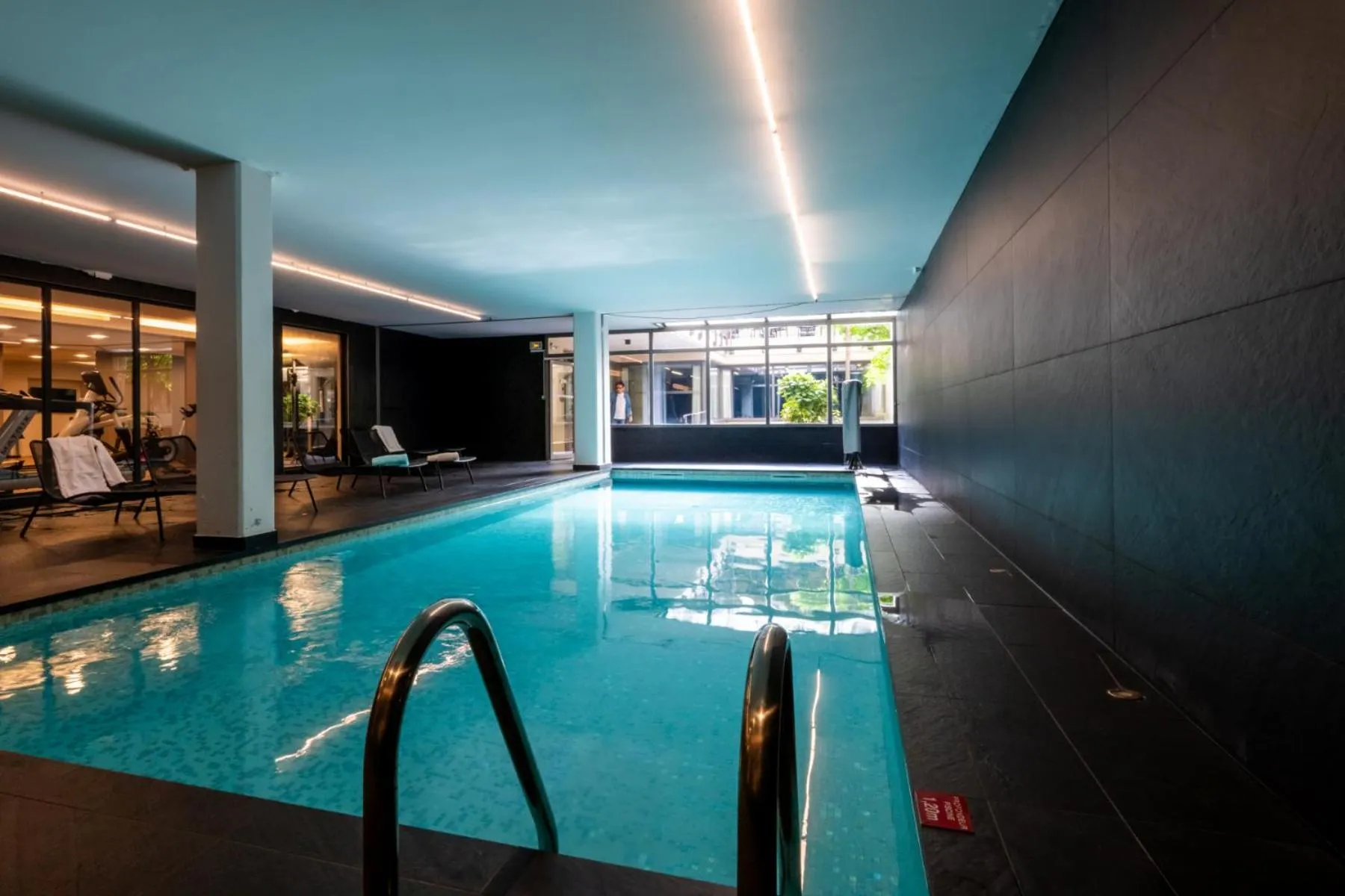 Swimming pool in Nemea Appart Hotel Cannes Palais