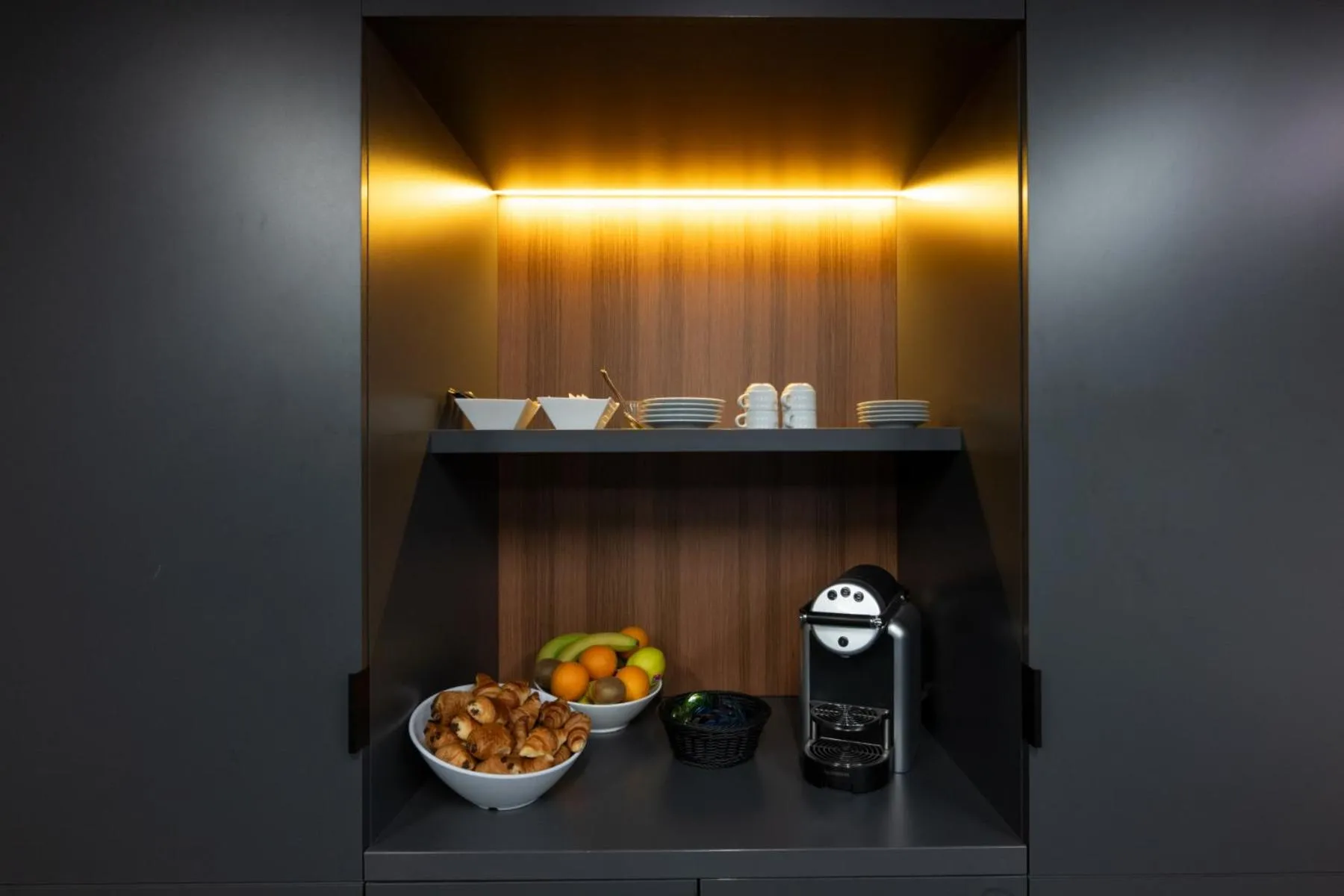 Coffee/tea facilities in Nemea Appart Hotel Cannes Palais