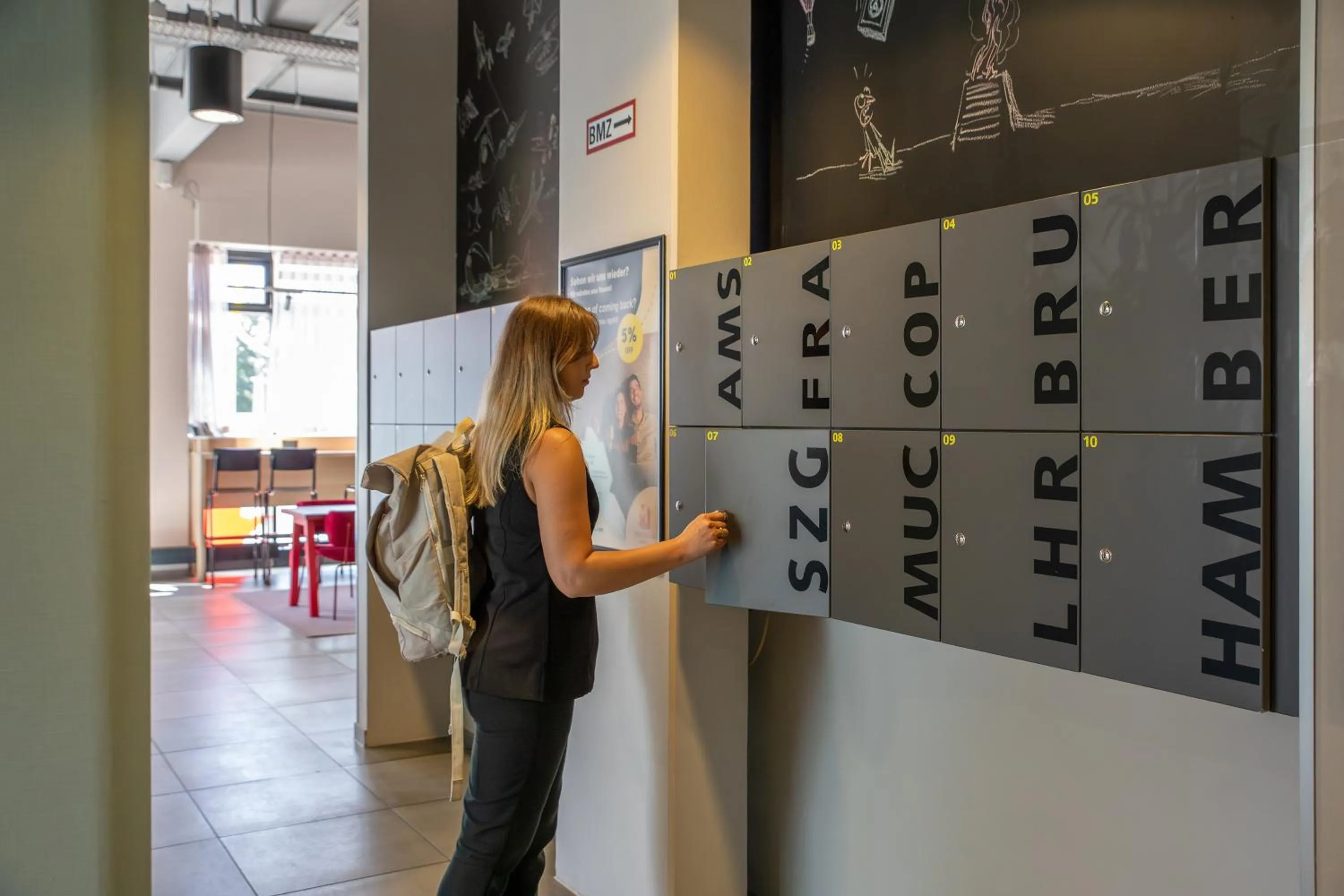 locker in MEININGER Hotel Berlin Airport