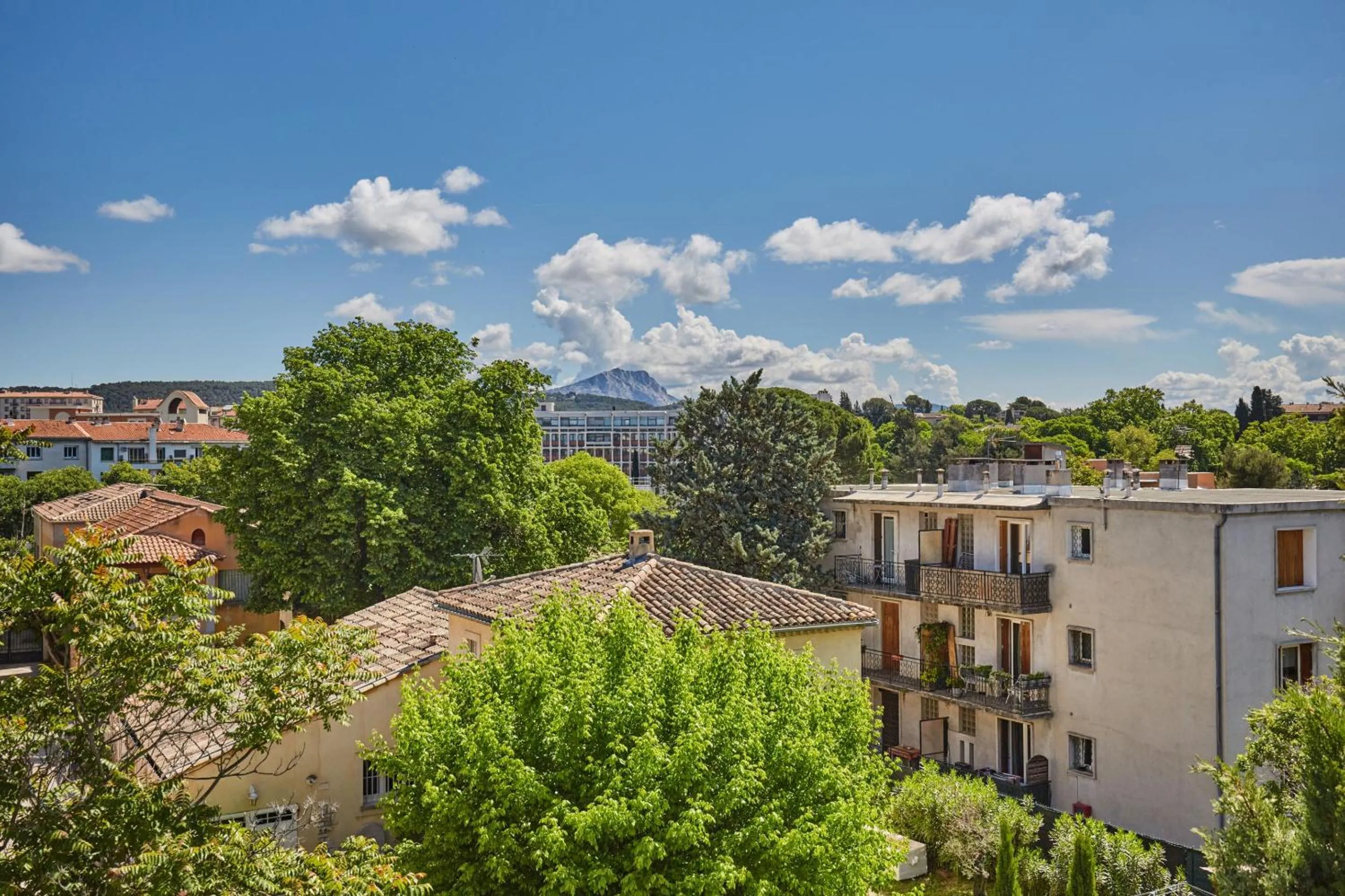 Balcony/Terrace in Appart Hotel Odalys City Aix en Provence Les Floridianes