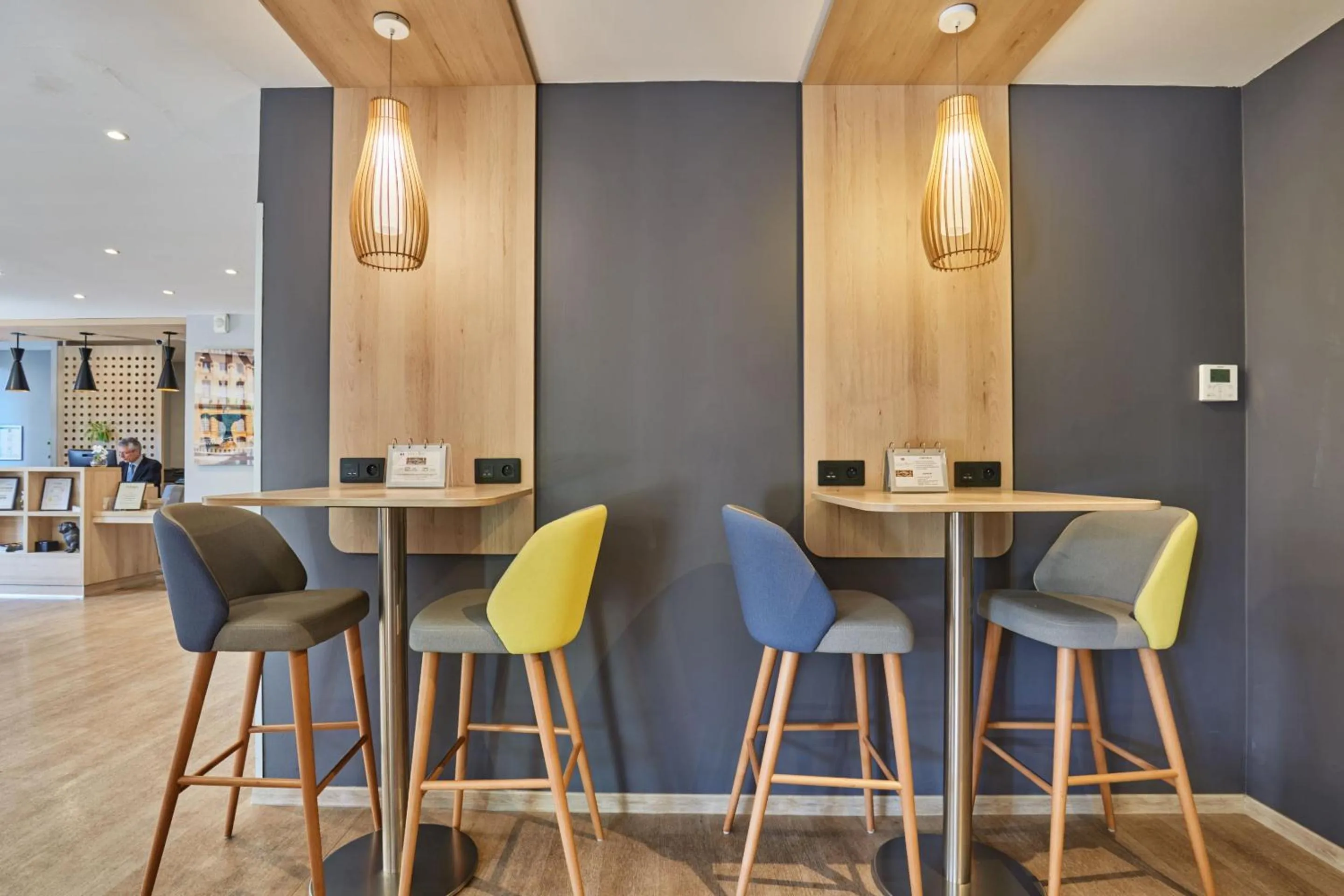 Lobby or reception in Appart Hotel Odalys City Aix en Provence Les Floridianes