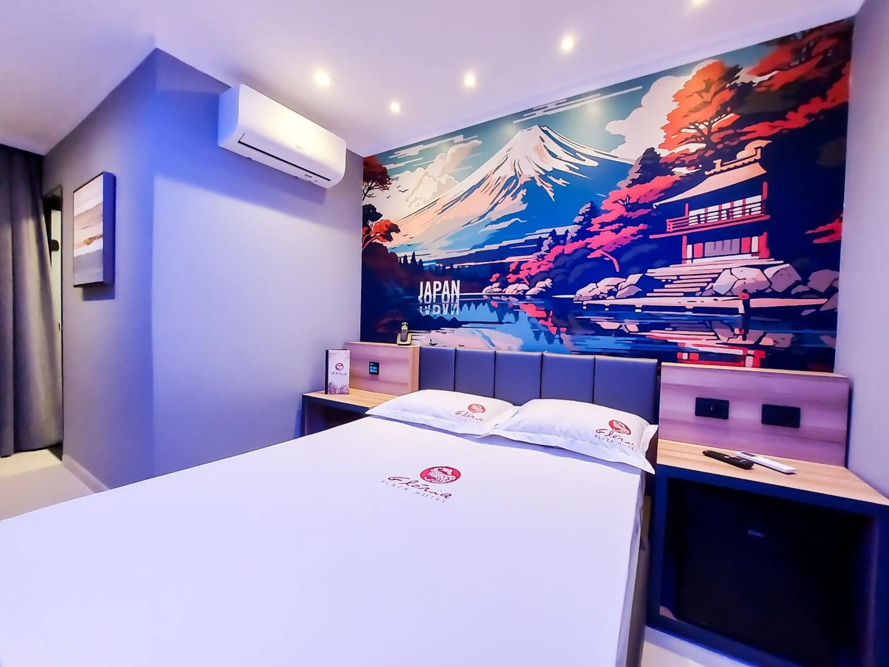 Deluxe Room in Glória Plaza Hotel (Adults Only) Deluxe Room in Glória Plaza Hotel (Adults Only)