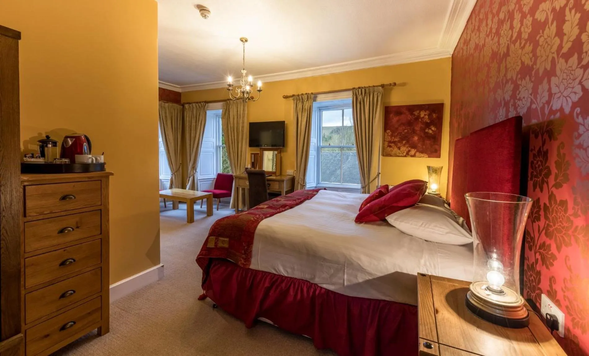 Bed in Alston House Hotel