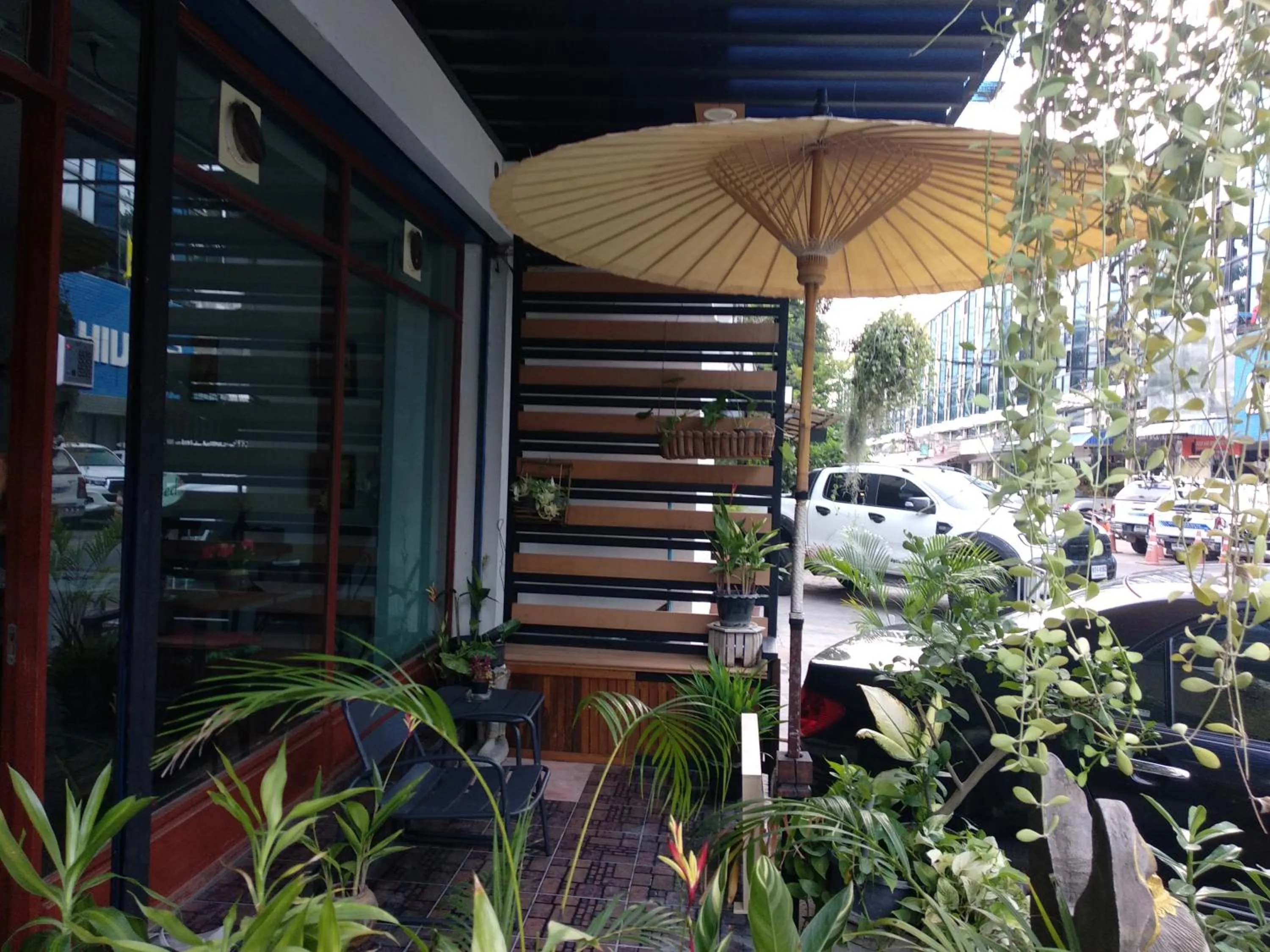 Facade/entrance in Jane's House