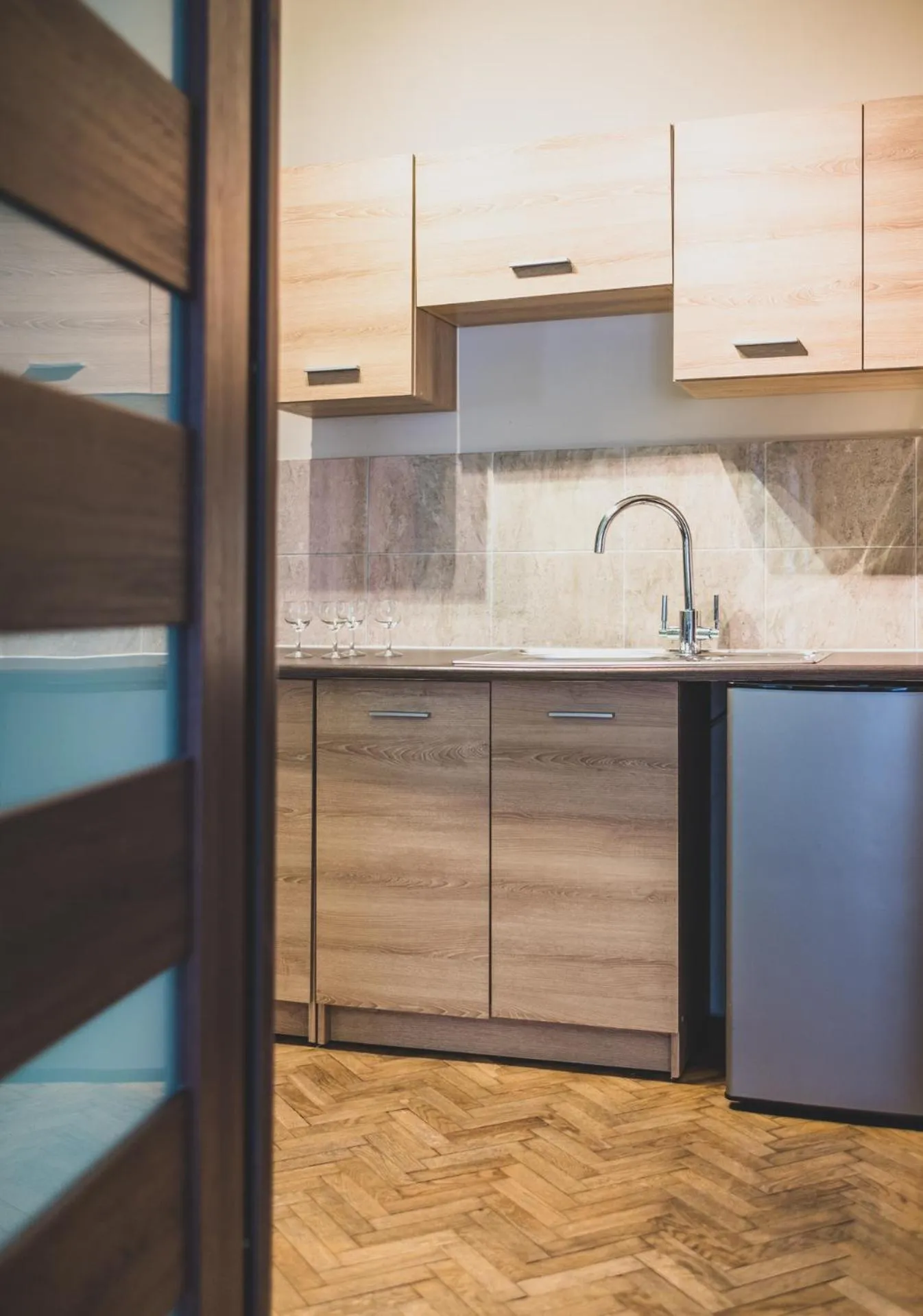 Kitchen or kitchenette in Cybulskiego Guest Rooms