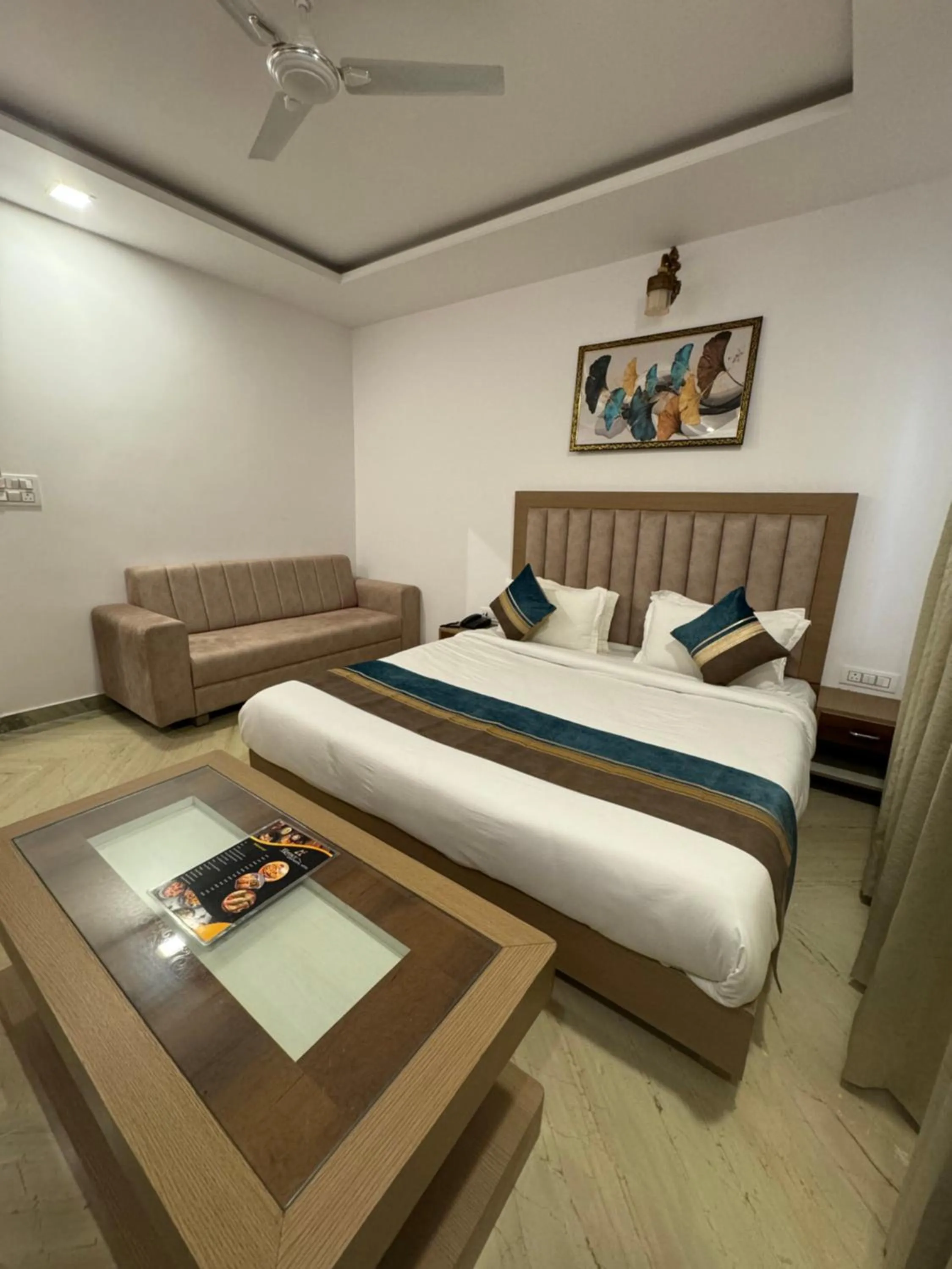 Bedroom, Bed in Florence Continental Udaipur