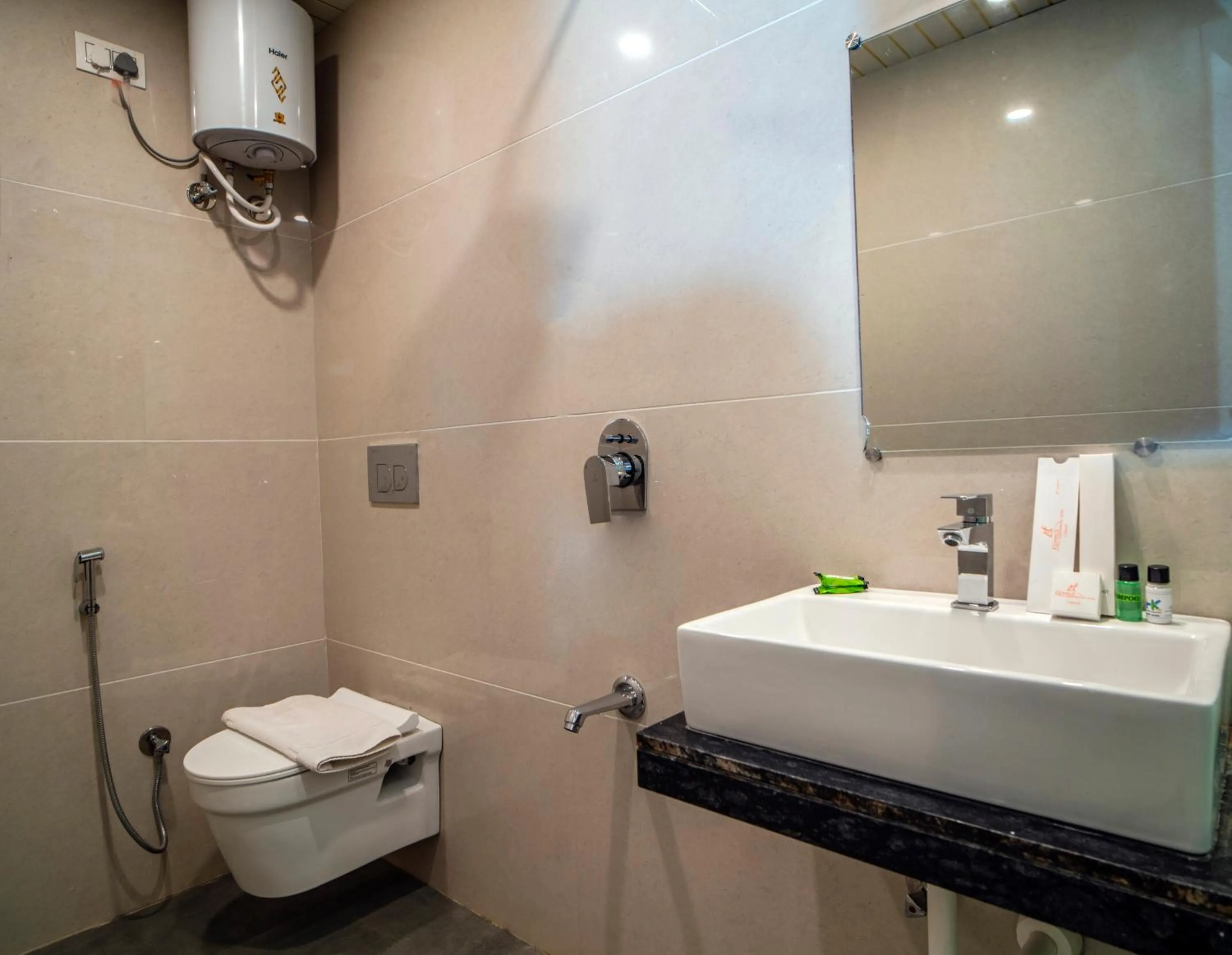 Bathroom in Florence Continental Udaipur