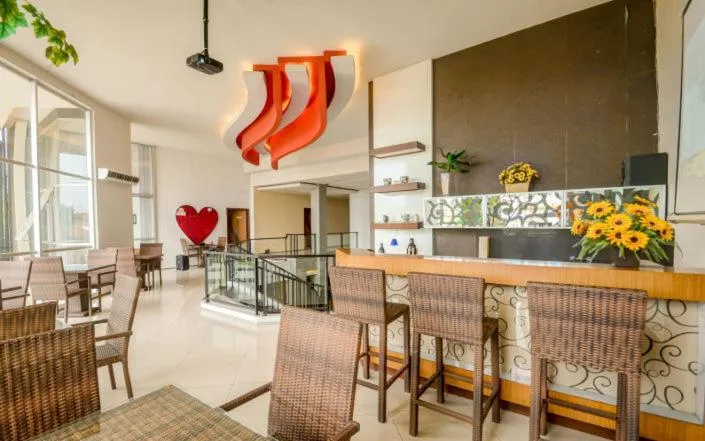 Restaurant/Places to Eat in Surya Boutique Hotel Powered by Archipelago