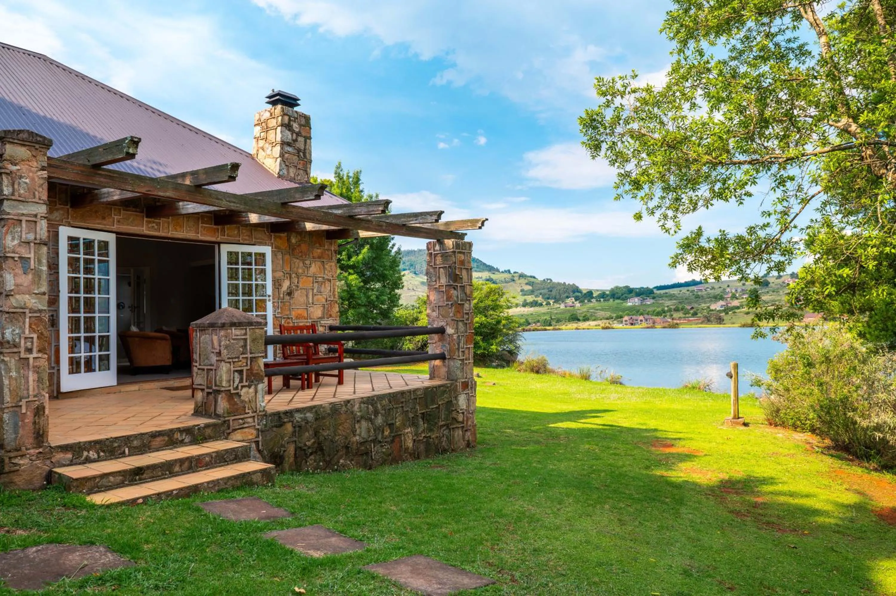 Property building in Walkersons Hotel & Spa