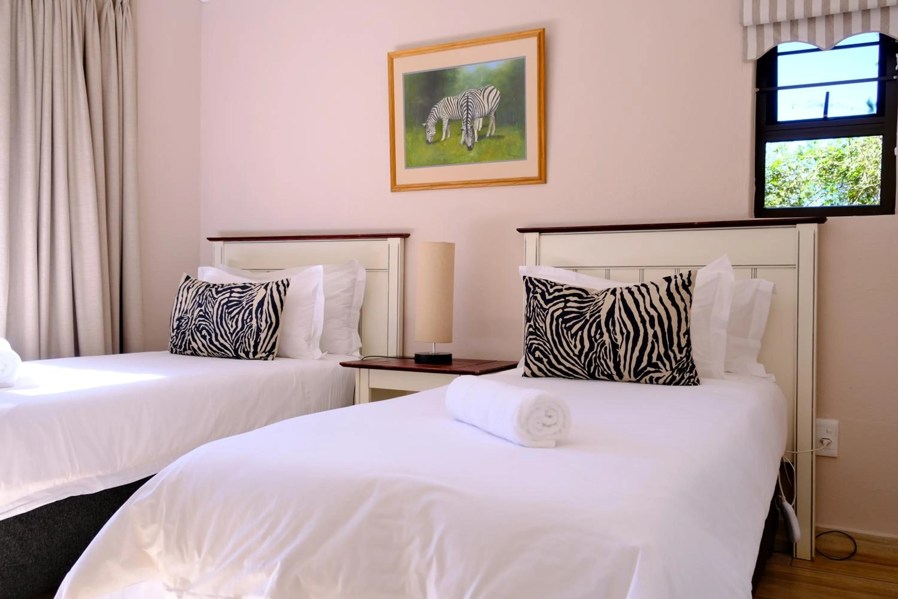 Bed in Walkersons Hotel & Spa