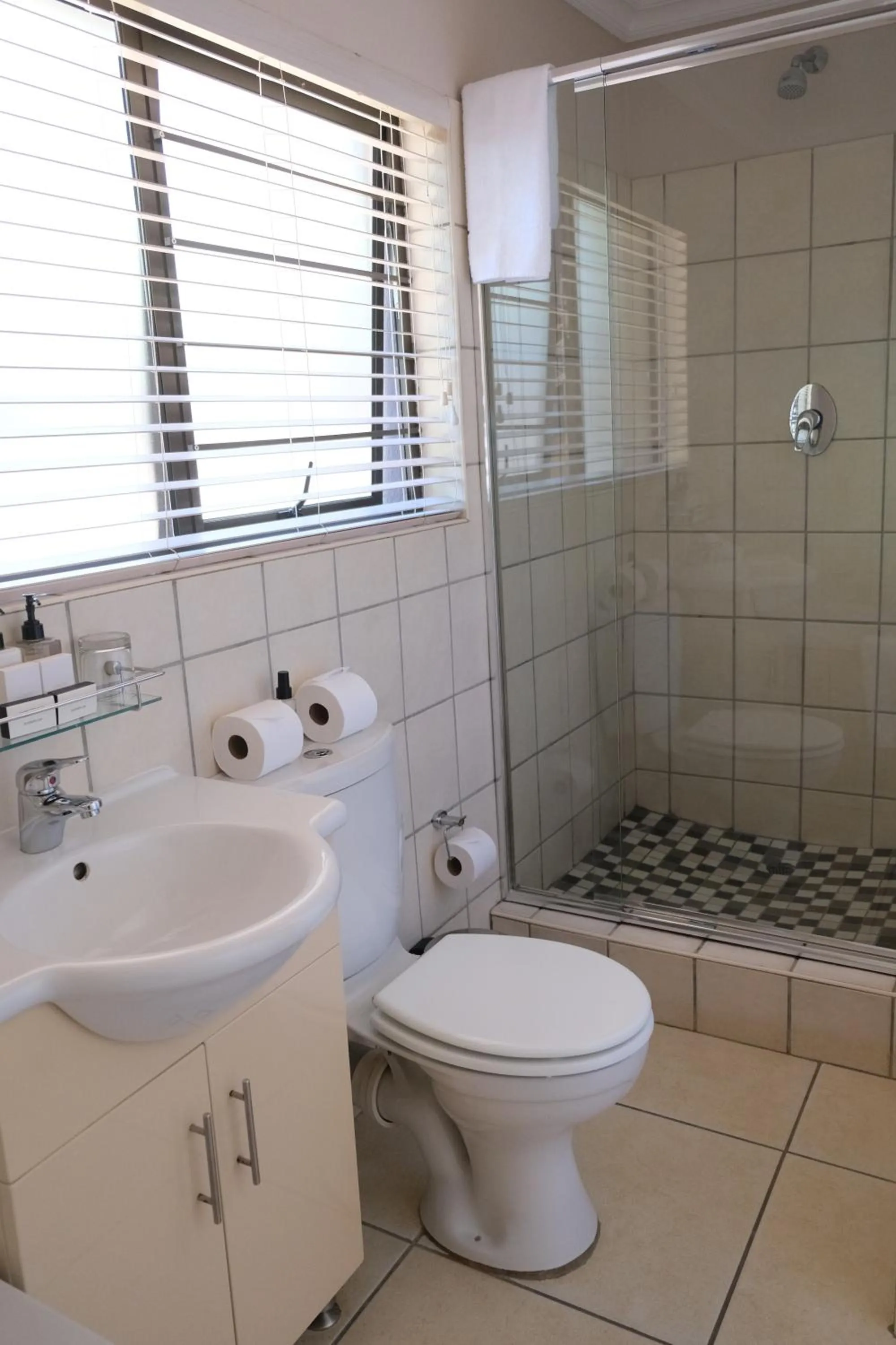 Shower in Walkersons Hotel & Spa