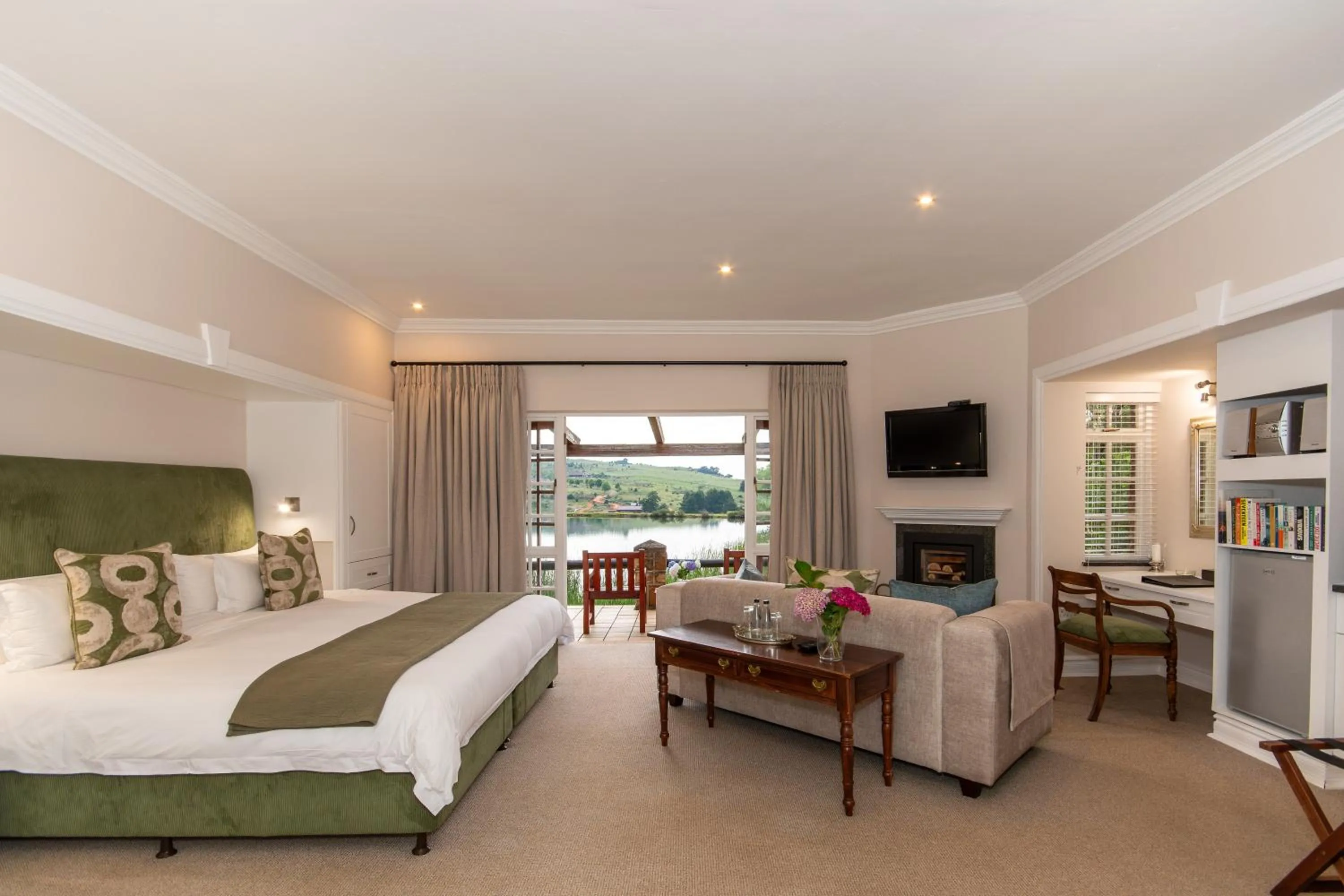 Bed in Walkersons Hotel & Spa