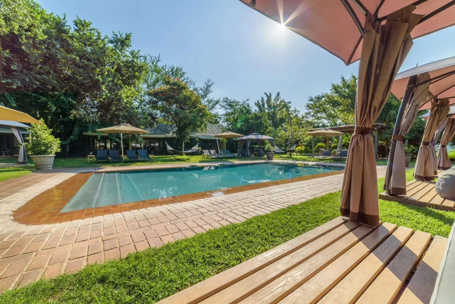 Swimming pool in Perry's Bridge Hollow Boutique Hotel