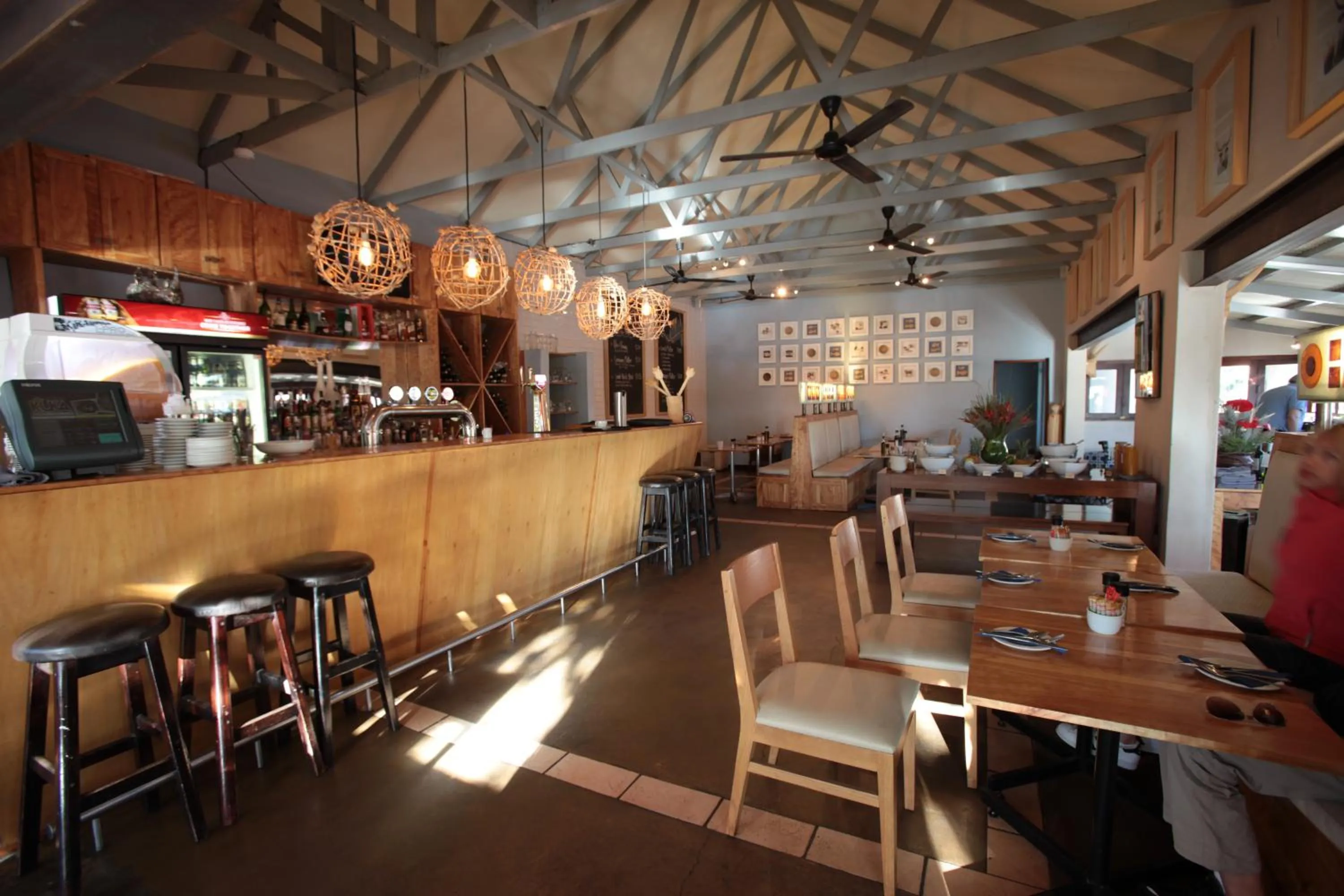 Restaurant/places to eat in Perry's Bridge Hollow Boutique Hotel