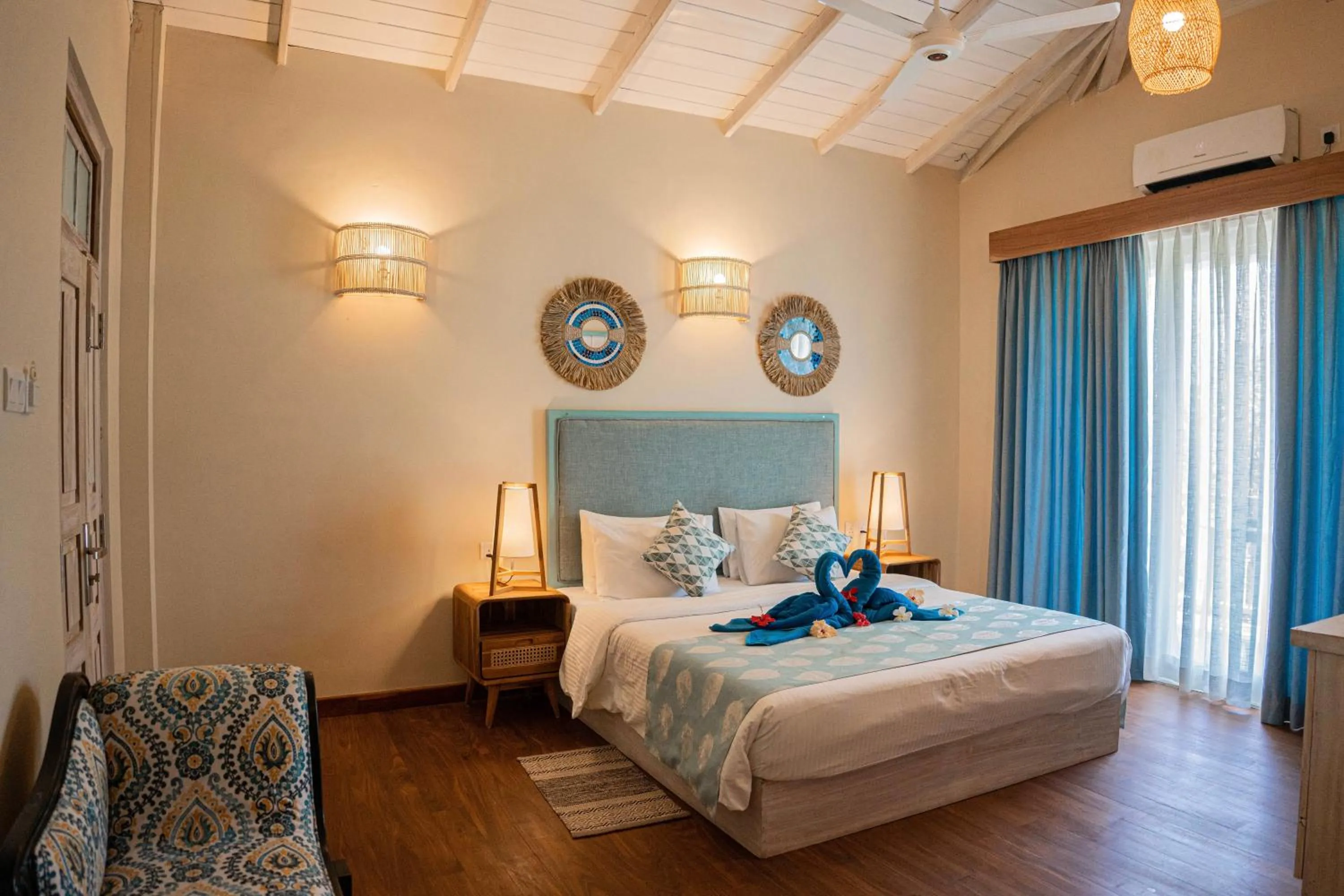 Bedroom, Bed in Thaproban Beach House