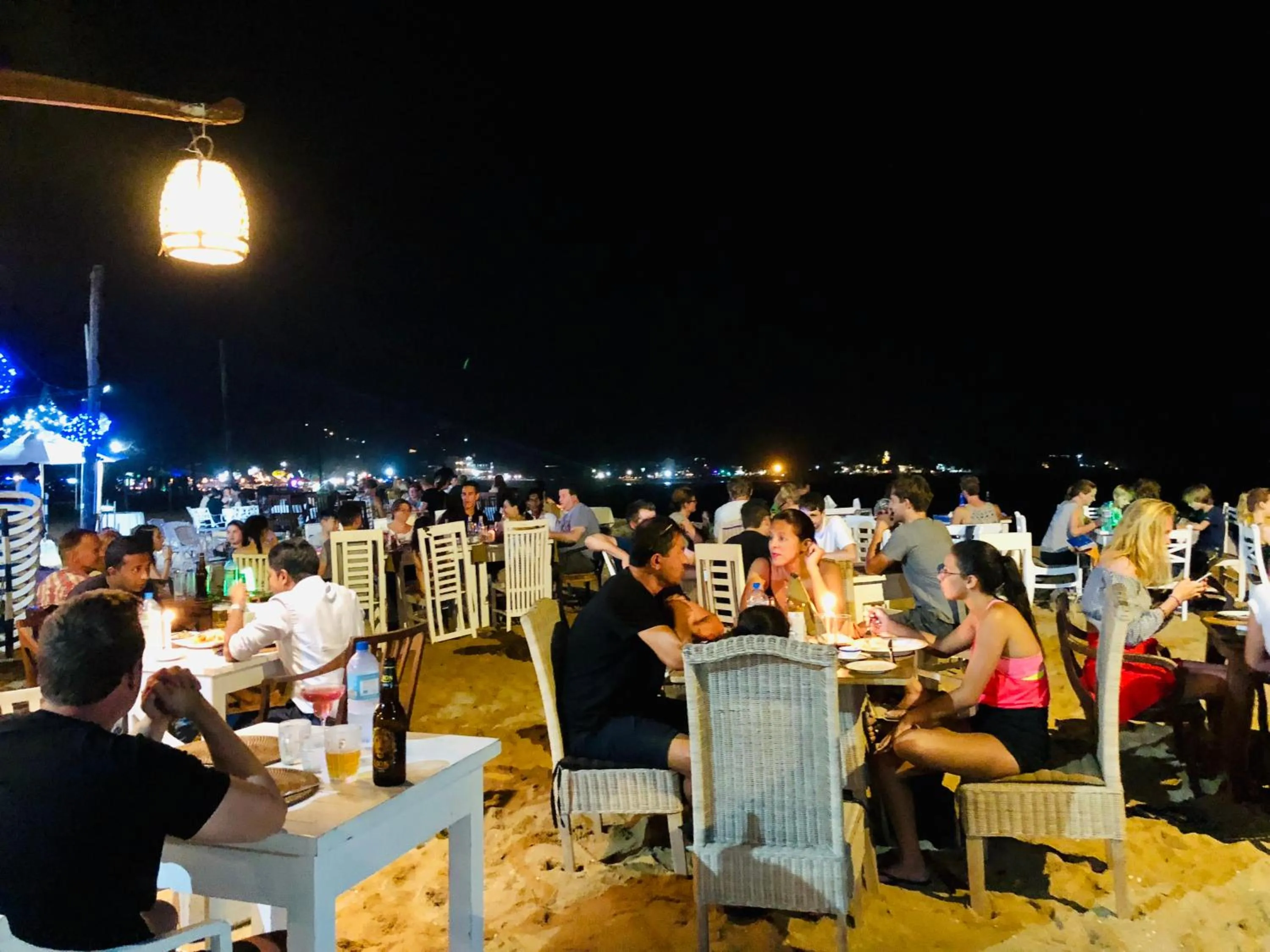 Restaurant/places to eat in Thaproban Beach House