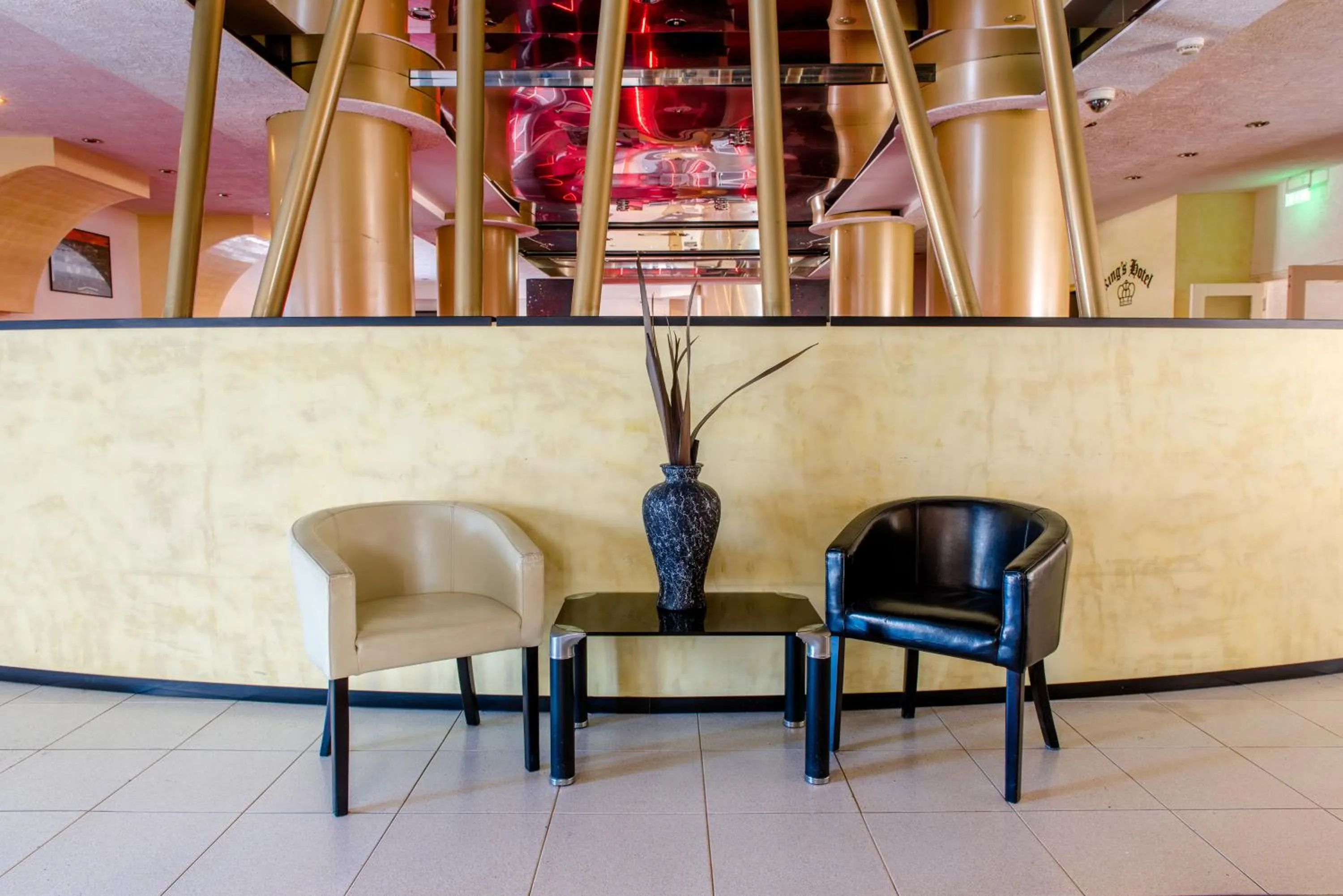 Decorative detail in King's Hotel