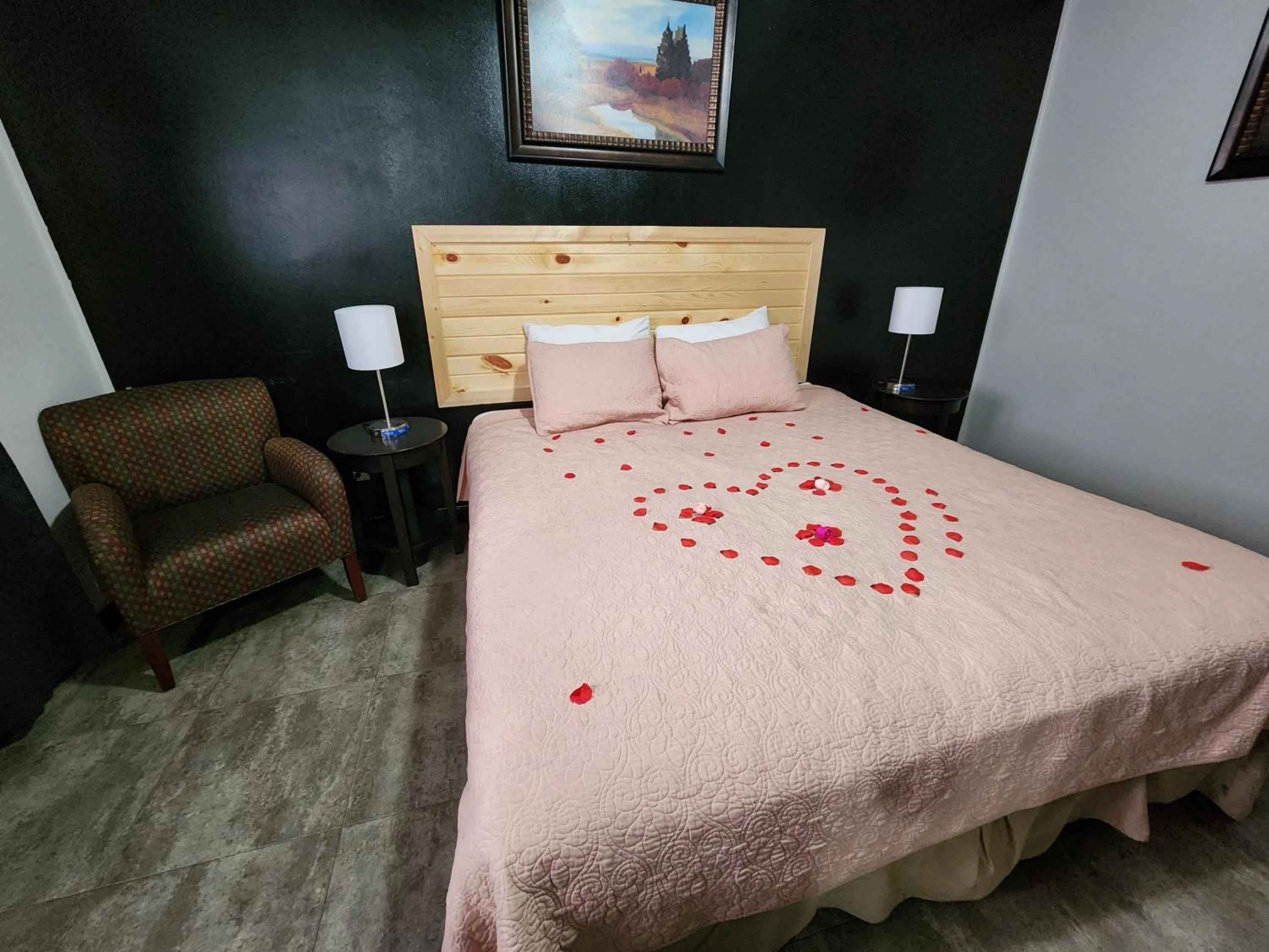 Bed in Fiesta City Motel