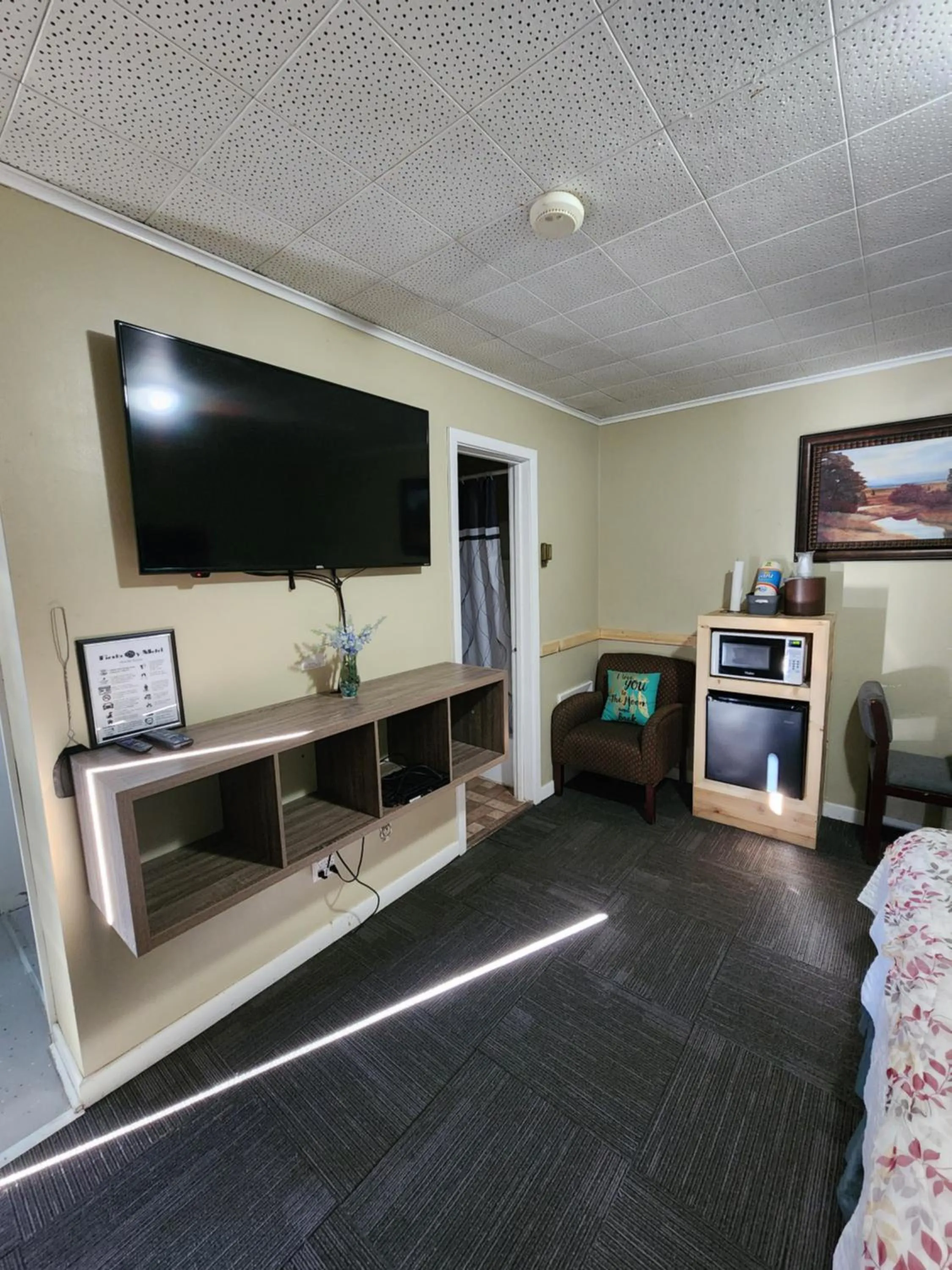 Bed in Fiesta City Motel