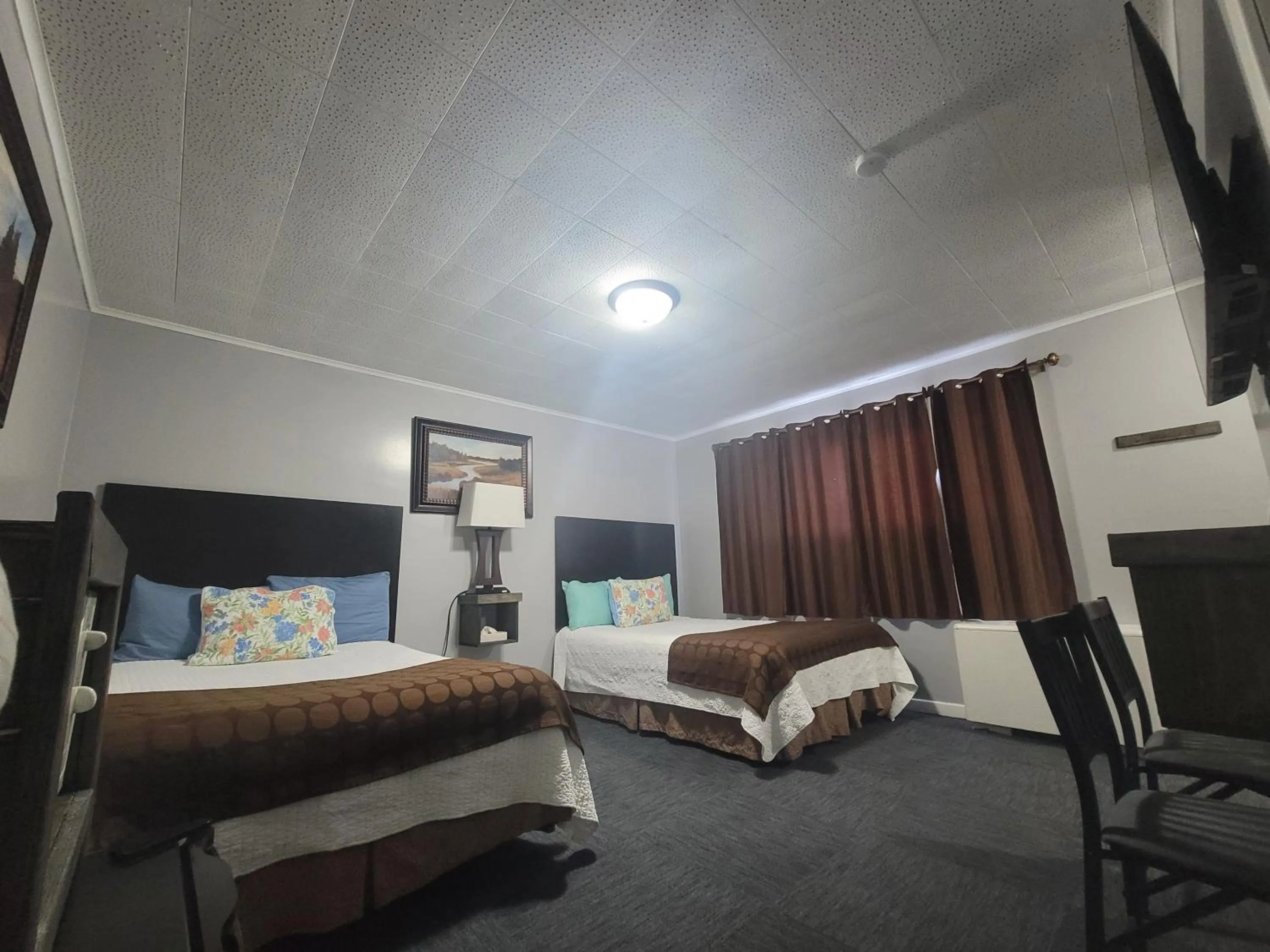 Bed in Fiesta City Motel