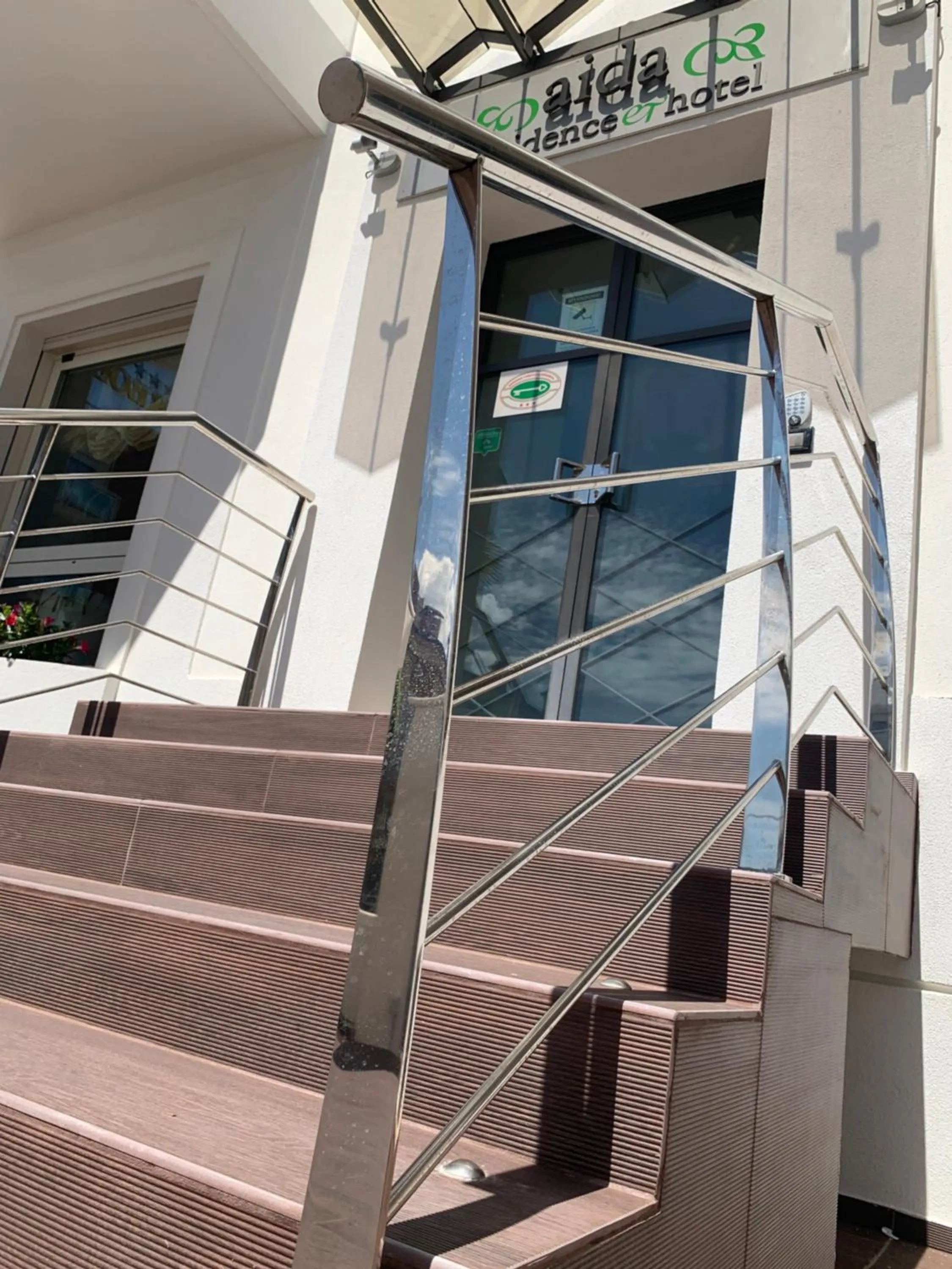 Facade/entrance in Residence Aida