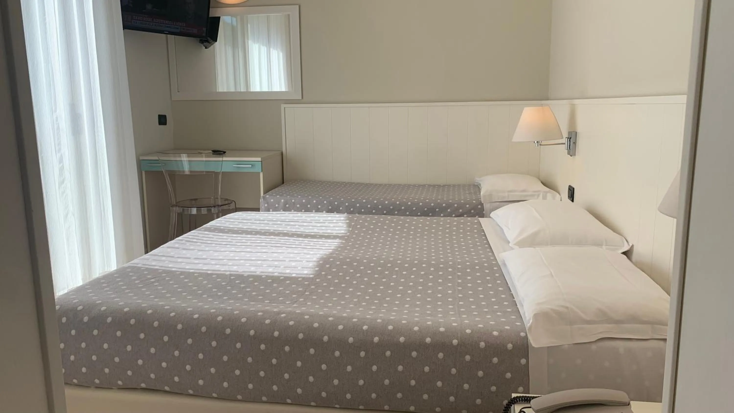 Bed in Residence Aida