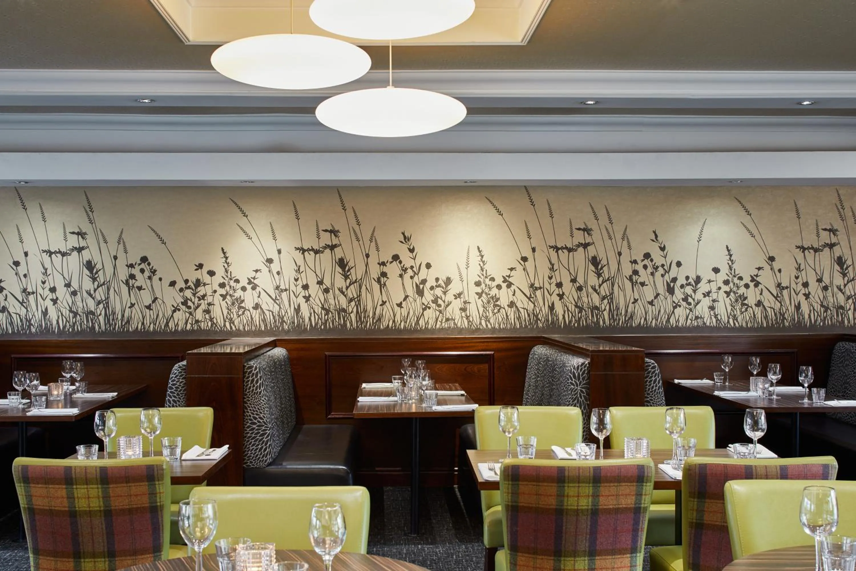 Restaurant/places to eat in Leonardo Inn Glasgow West End