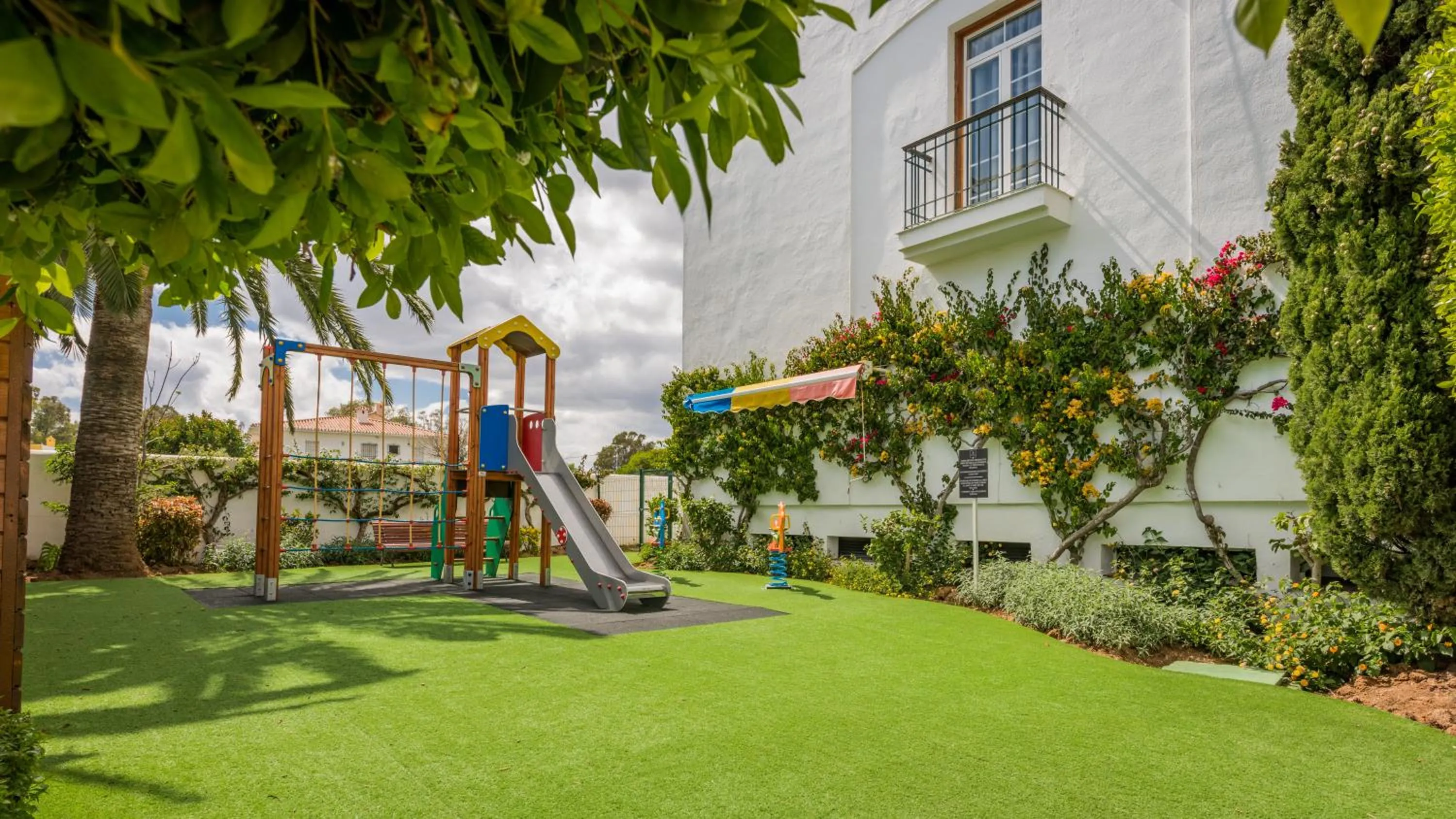 Children play ground in Macdonald Villacana Resort