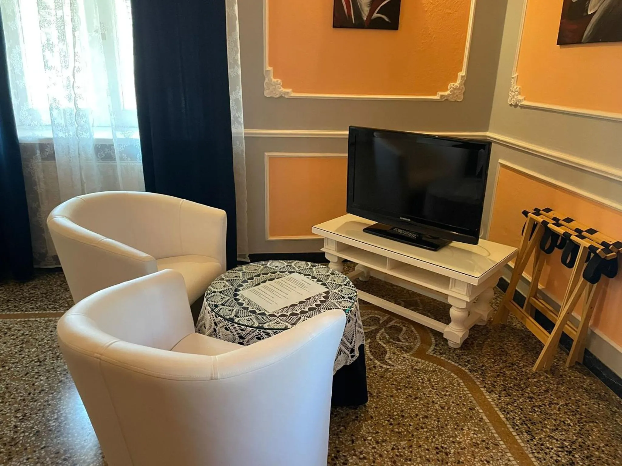 TV and multimedia in B&B Villa Gavina