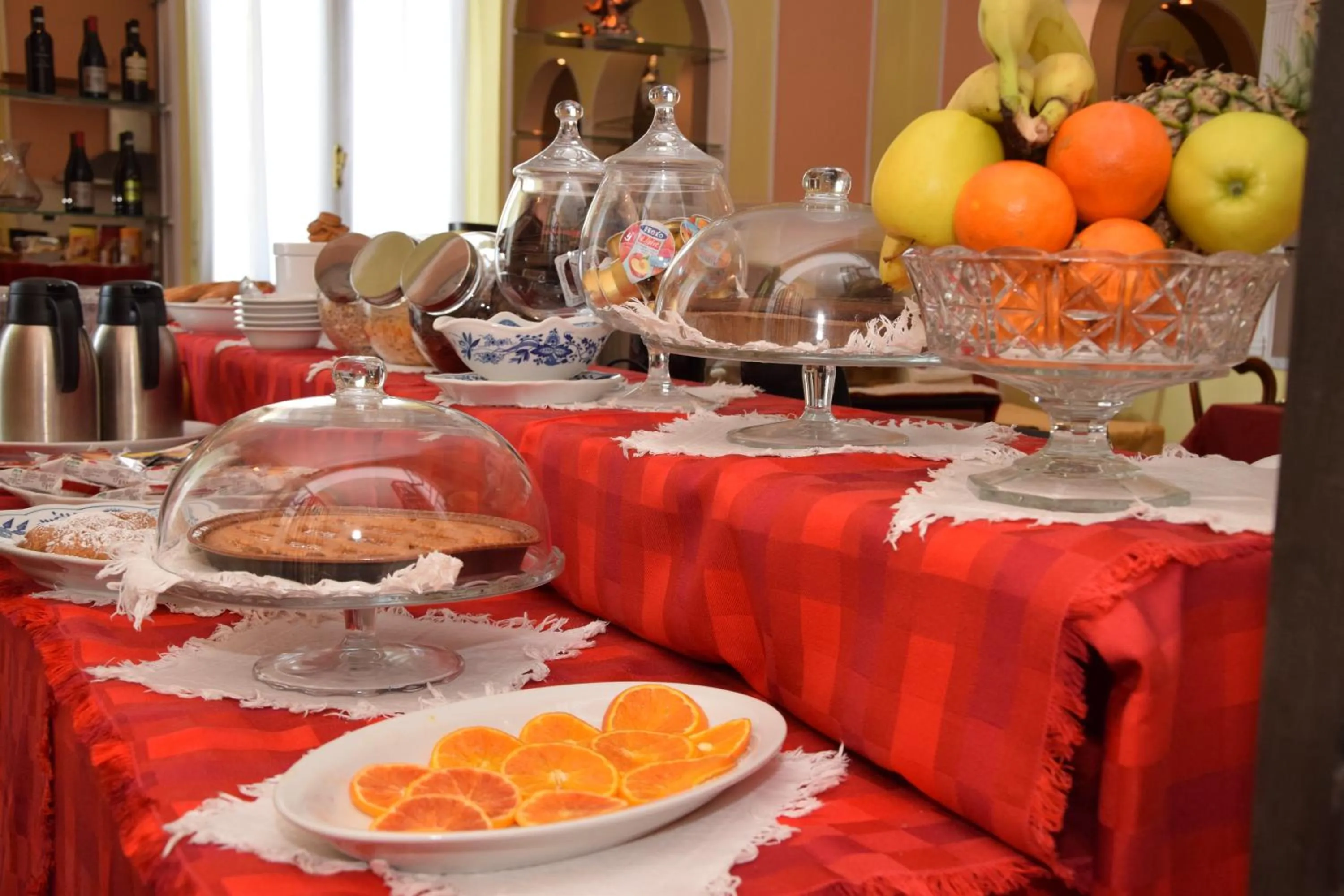 Food and drinks in B&B Villa Gavina