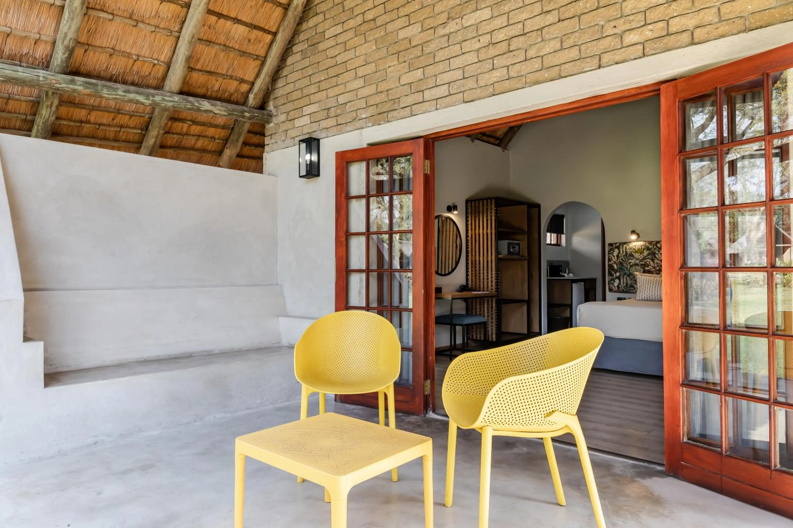 Patio in Hippo Hollow Country Estate