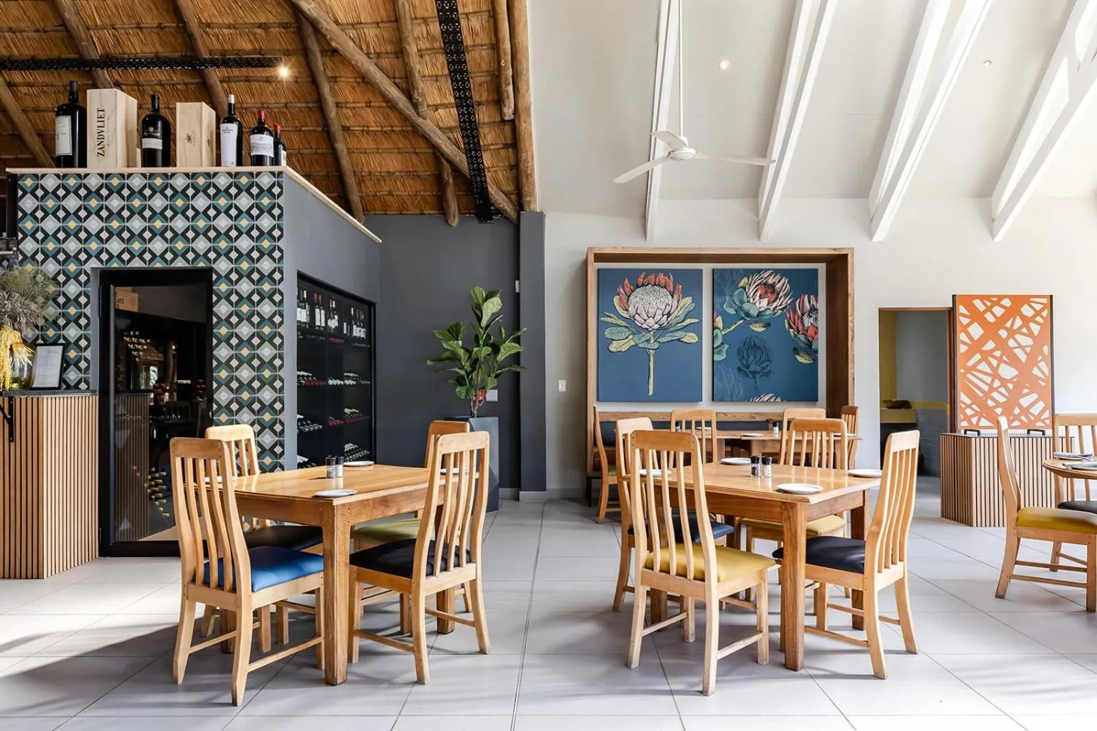 Restaurant/places to eat in Hippo Hollow Country Estate