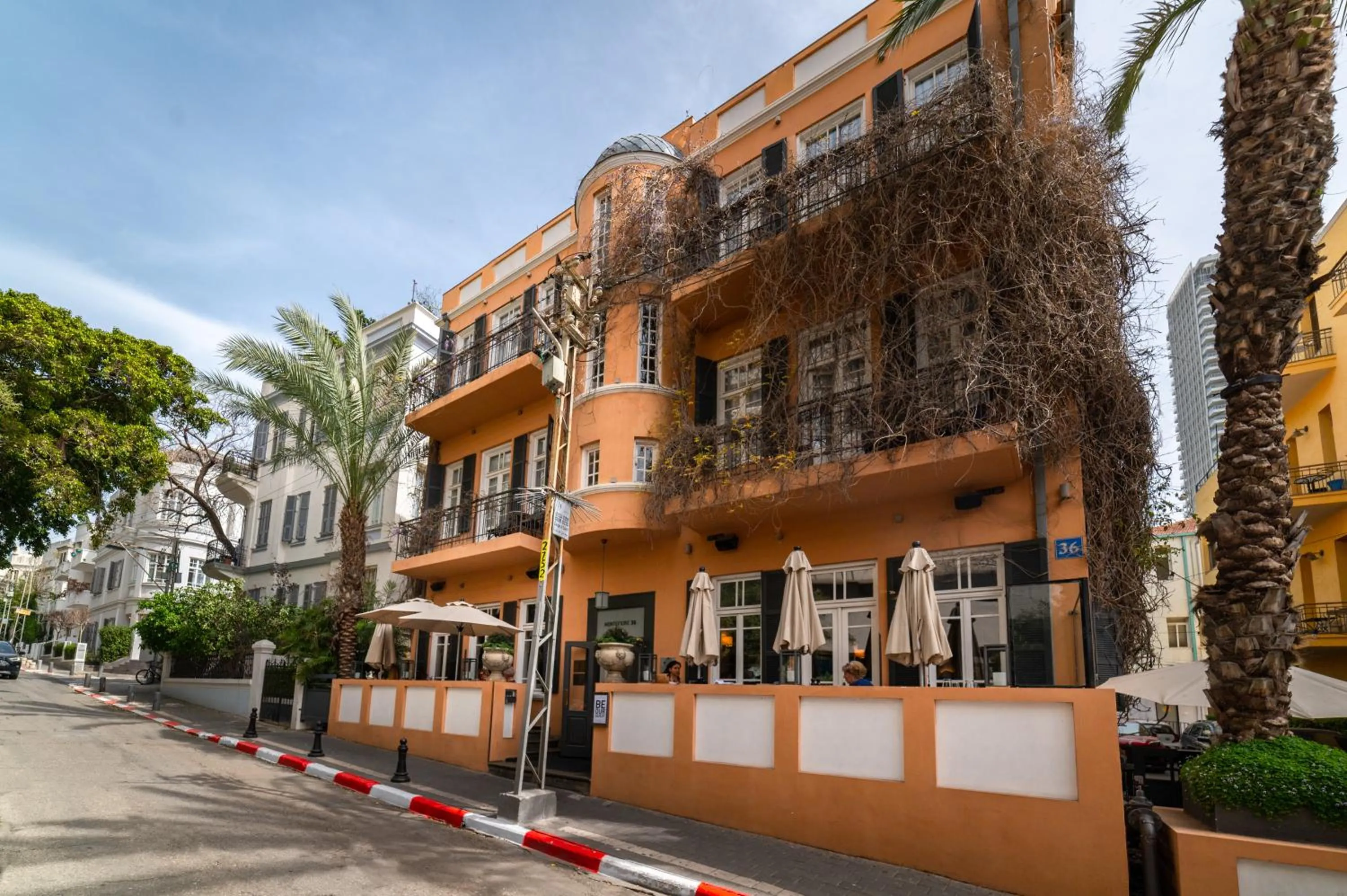 Facade/entrance in Hotel Montefiore