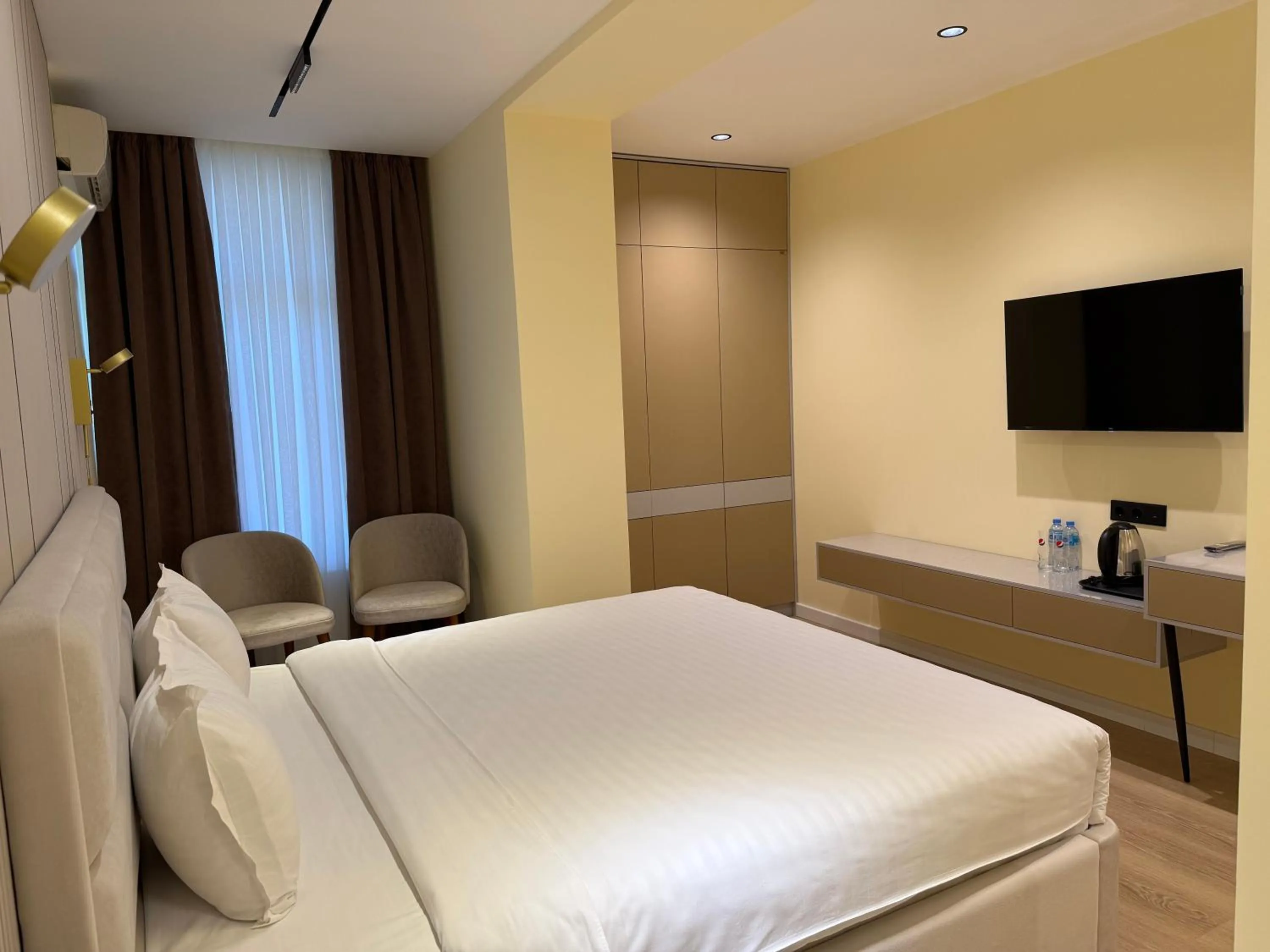 Bed in Golden Valley Hotel