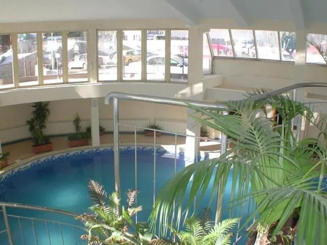 Swimming pool in Snezhanka Apartments TMF